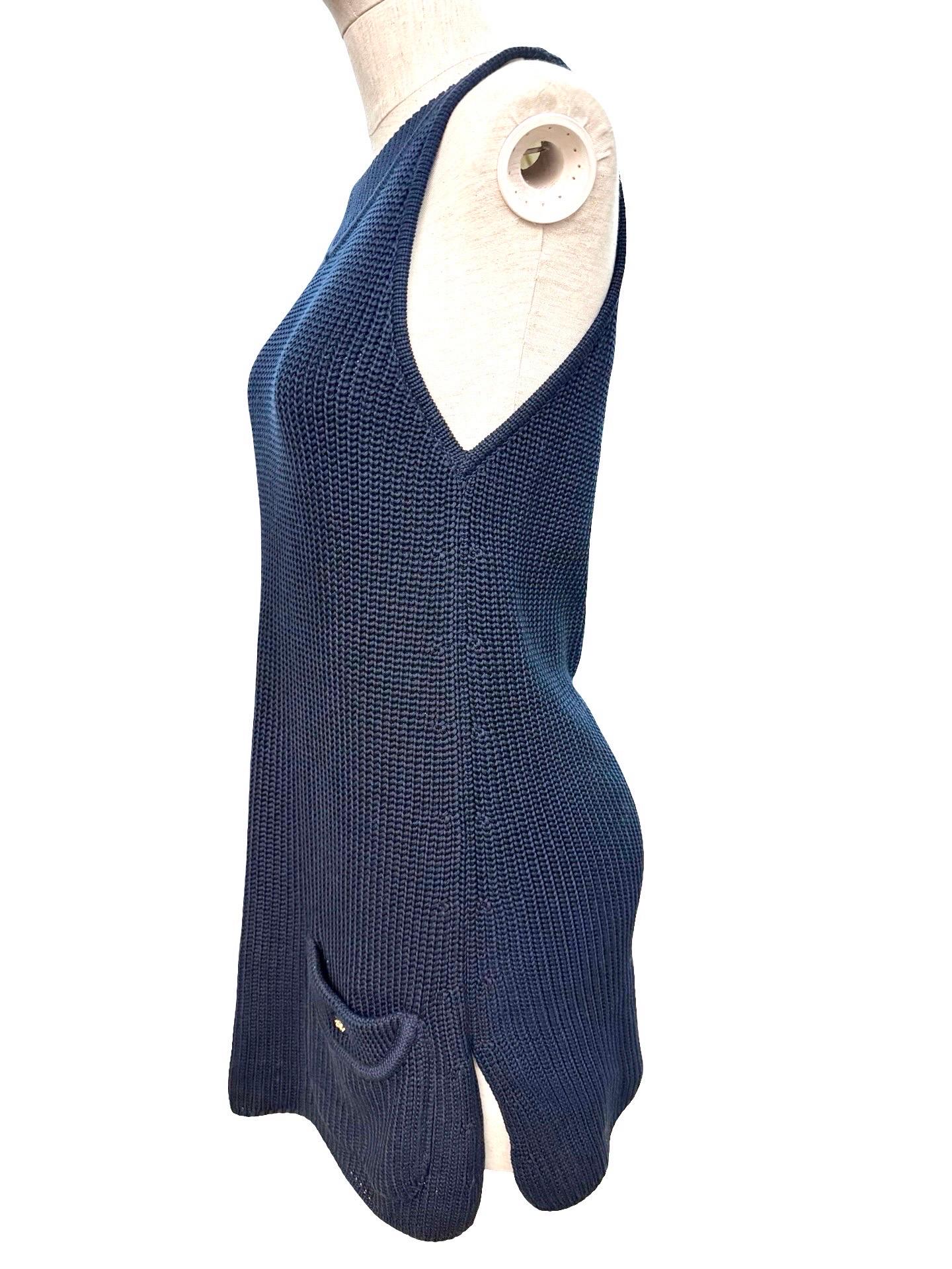 Chanel dark navy cotton knitted sleeveless tunic top In Excellent Condition For Sale In Sheung Wan, HK