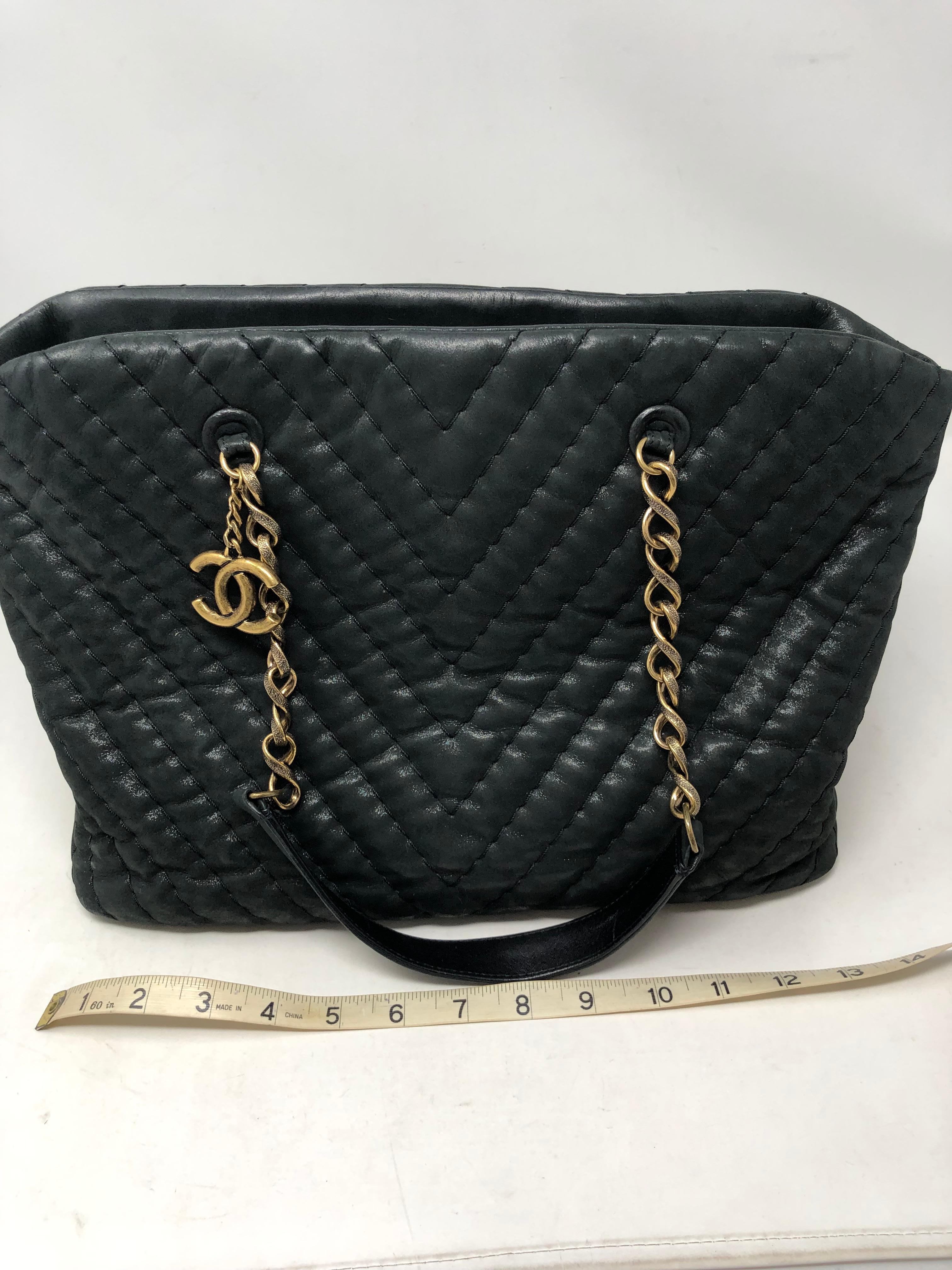 Chanel Dark Navy Tote 2