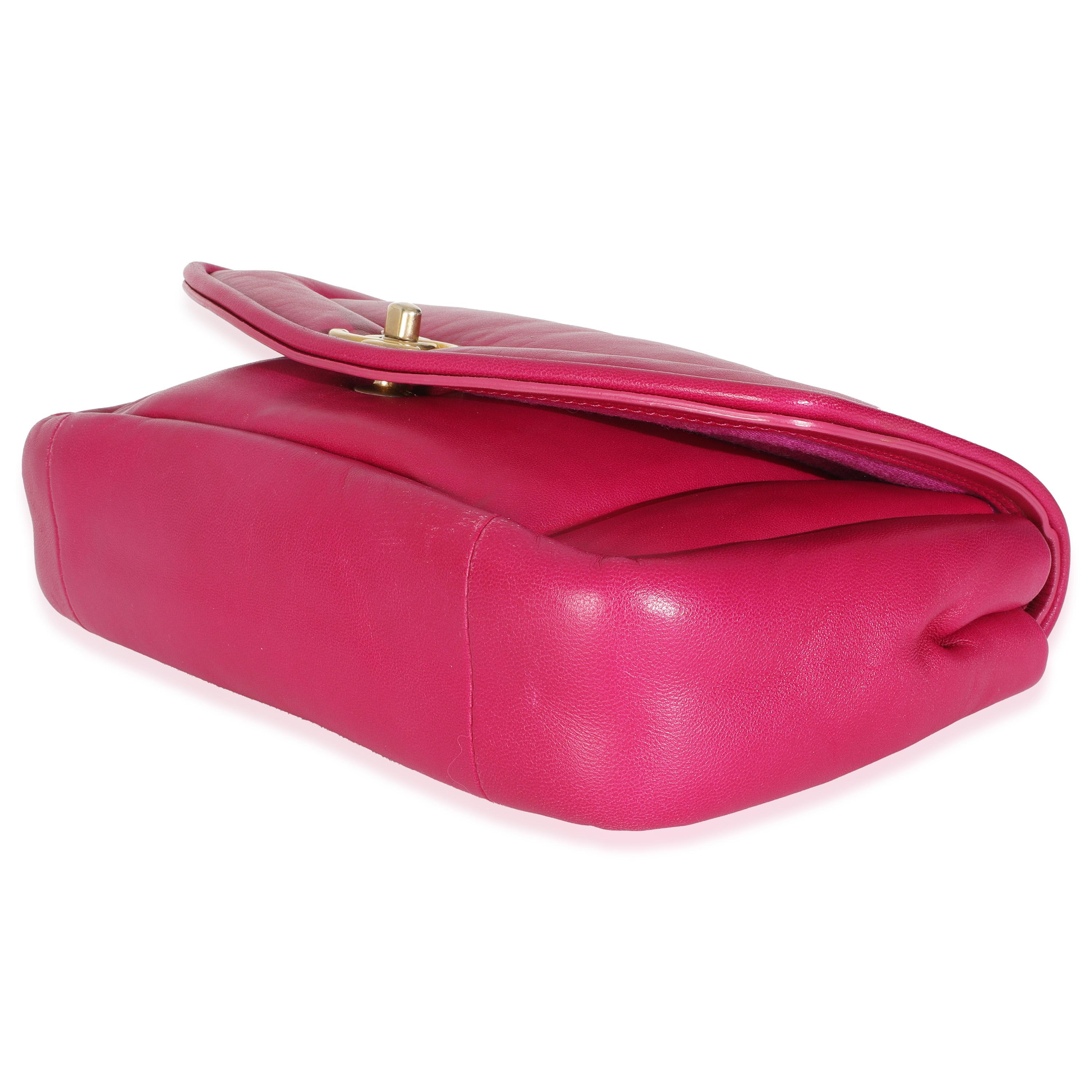 Chanel - Sac à rabat Simply moyen en cuir d'agneau rose foncé Pour femmes en vente