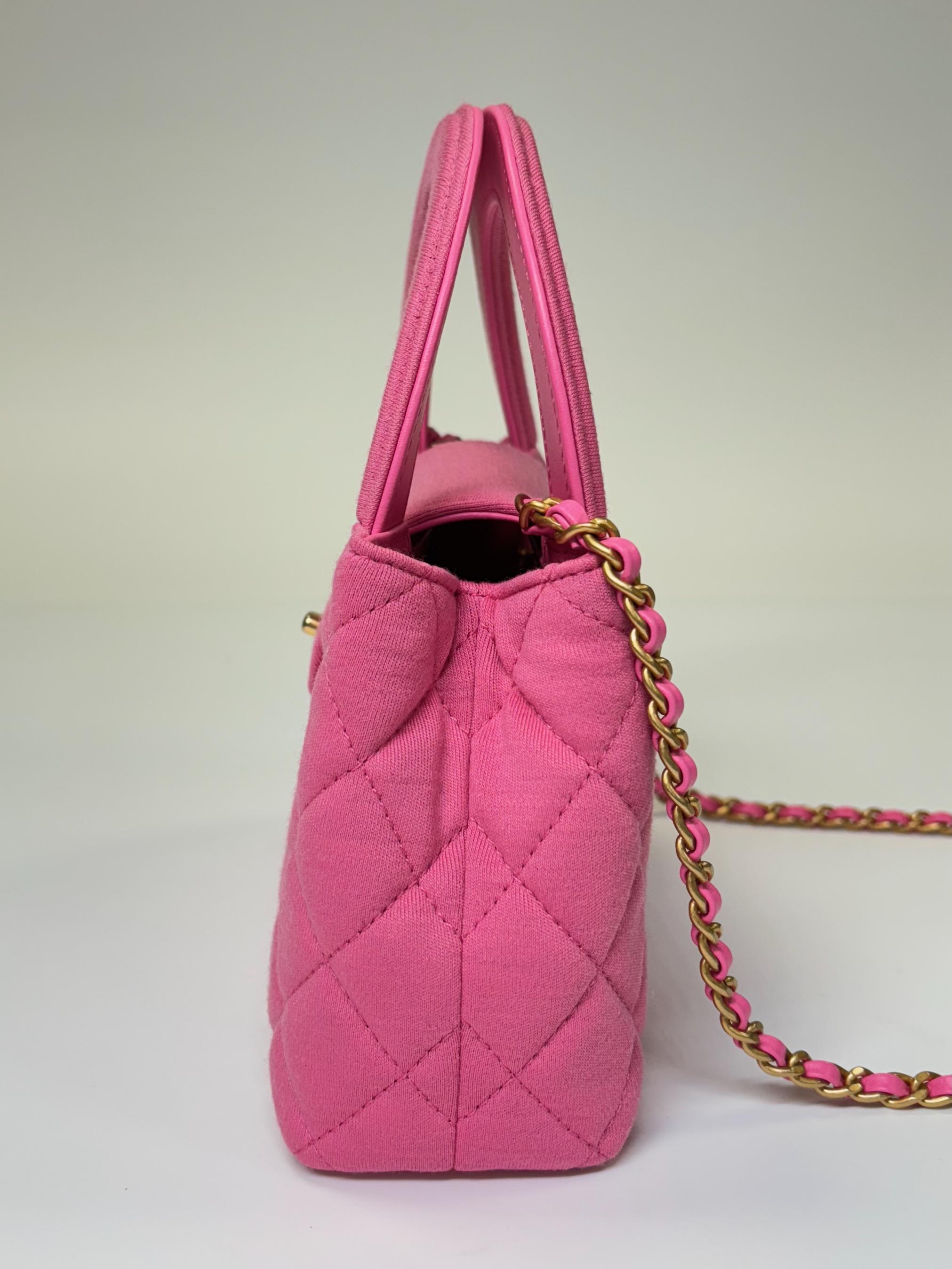 Women's Chanel Dark Pink Quilted Jersey Kelly Shopper Bag Small Gold Hardware For Sale