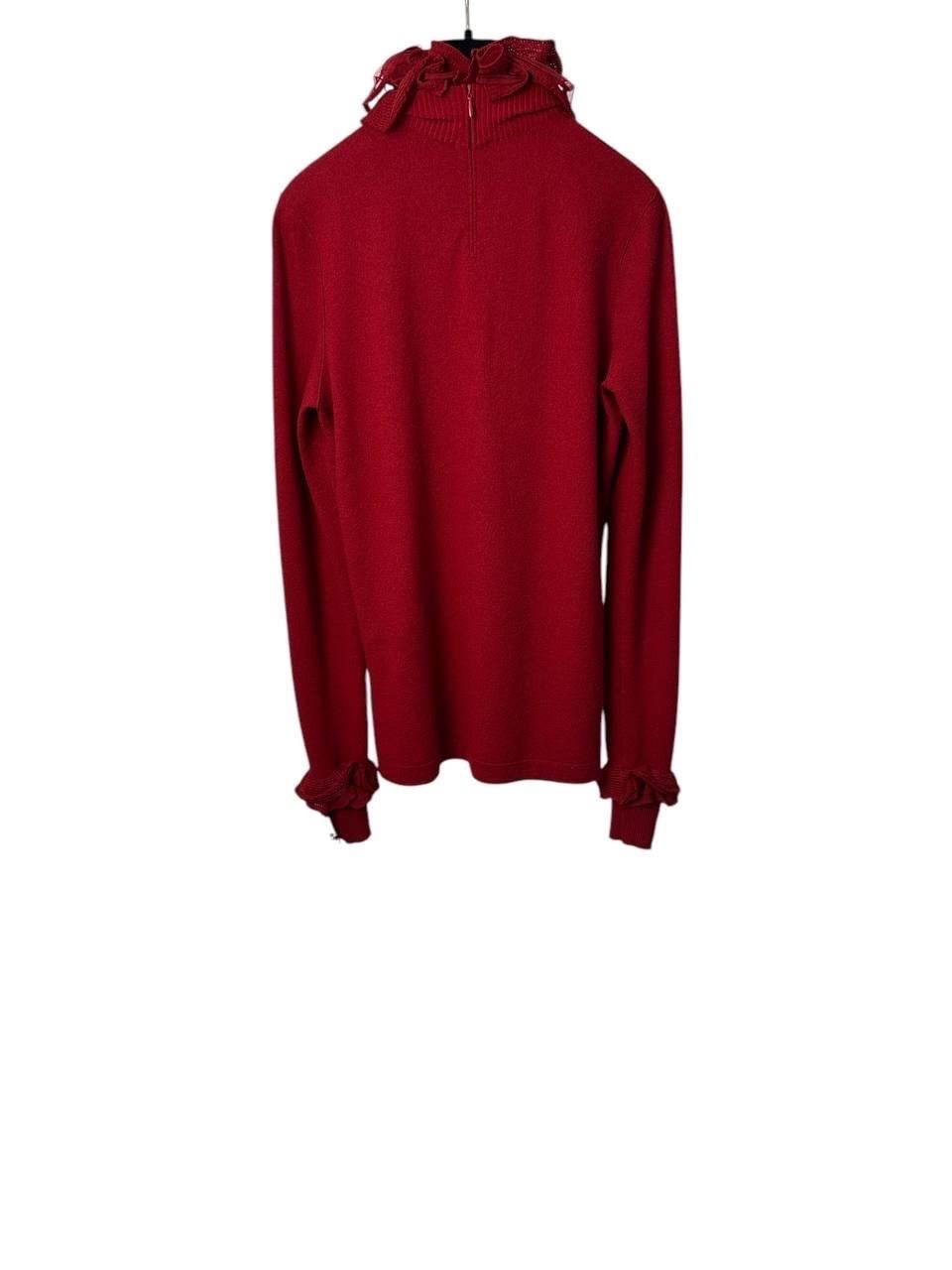 Rouge Chanel Pull à col roulé CC Logo en cachemire rouge foncé S-M en vente