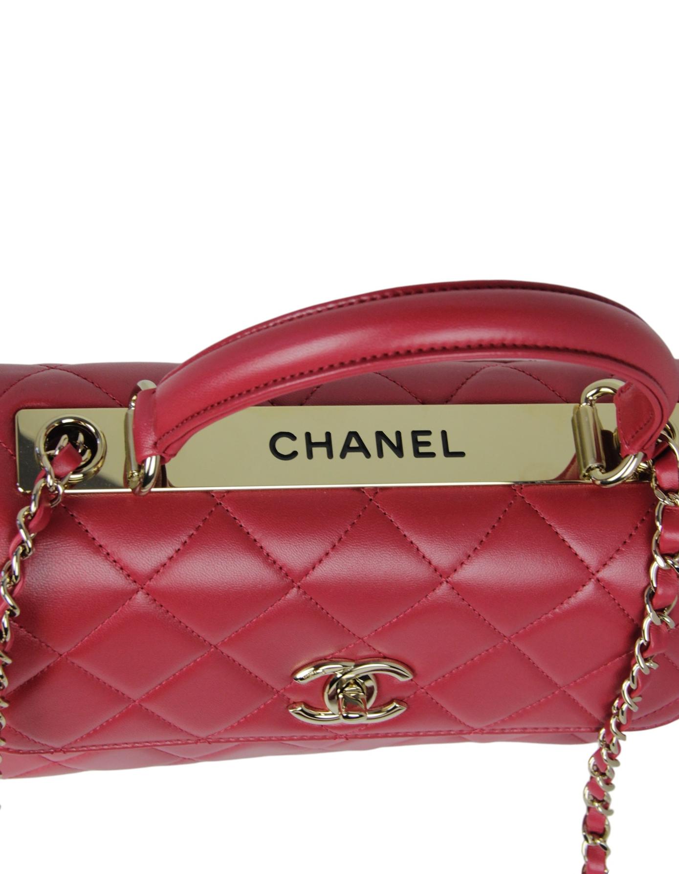 Chanel in pelle d'agnello rosso scuro, piccola e trendy CC con doppio manico In condizioni ottime in vendita a New York, NY