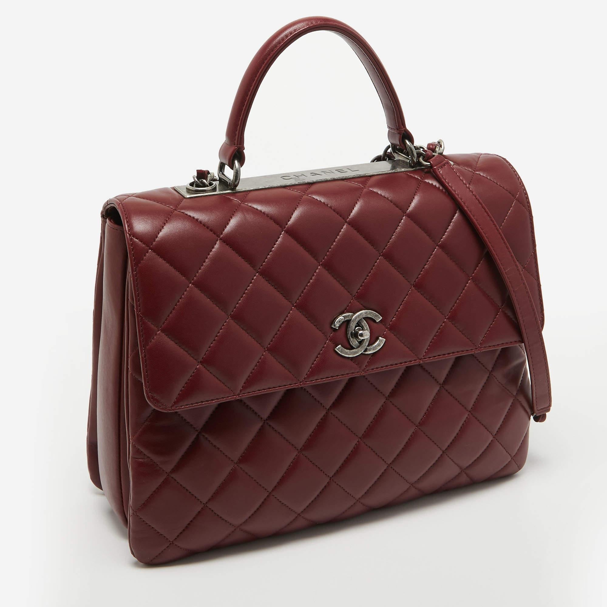 Chanel Dark Red Quilted Leather Large Trendy CC Top Handle Bag In Good Condition For Sale In Dubai, Al Qouz 2