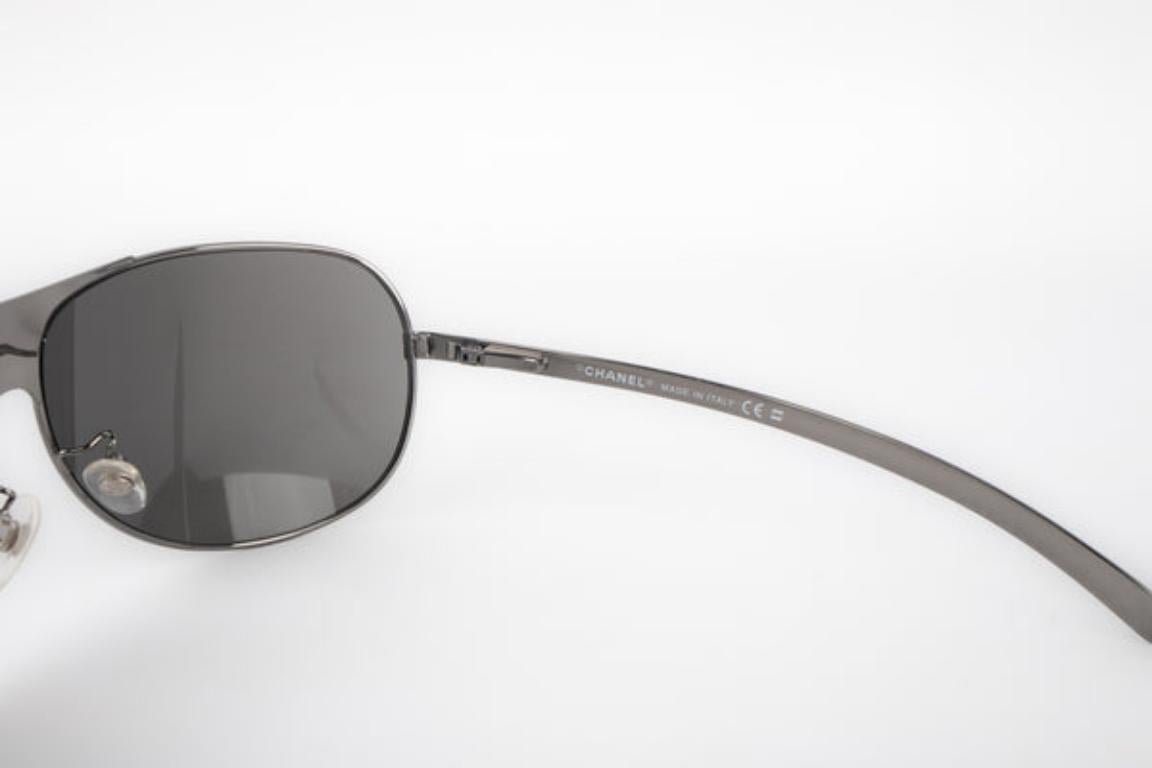 Chanel Dark-silvery Metal 