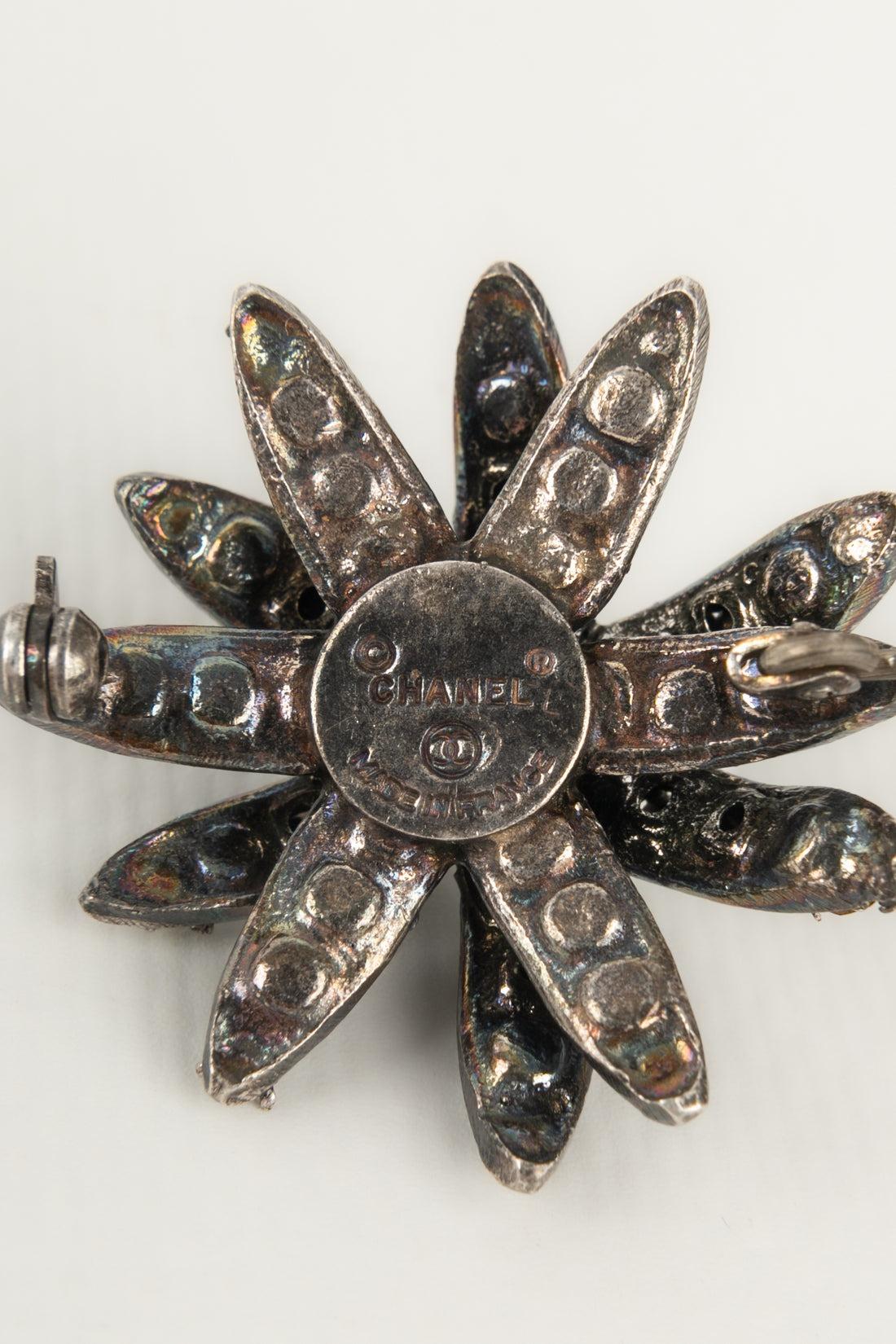 Chanel Dark Silvery Metal Brooch Ornamented with Swarovski Rhinestones For Sale 1