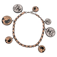 Chanel Collar plateado oscuro, Colección Primavera-Verano 2003 Chanel Collar plateado oscuro, Colección Primavera-Verano 2003