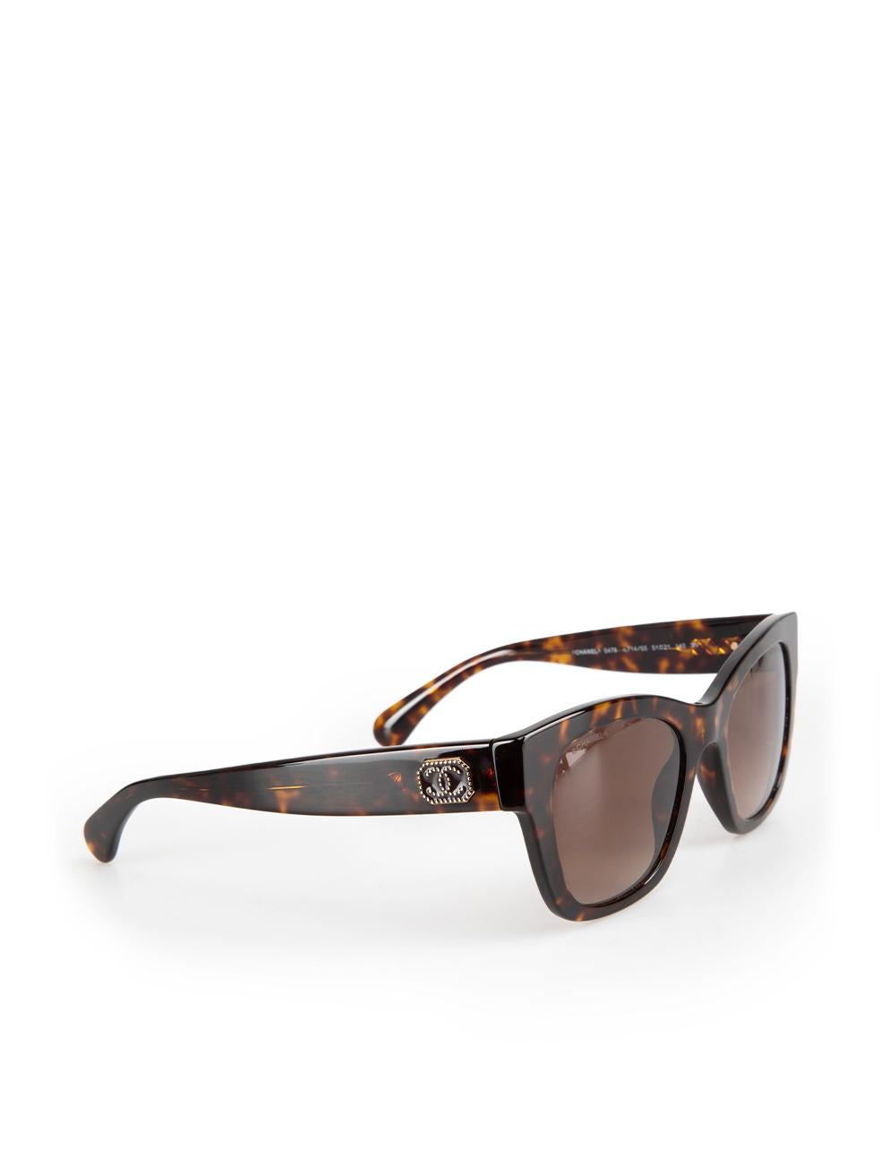 Chanel Dark Tortoise Square Sunglasses In New Condition For Sale In London, GB