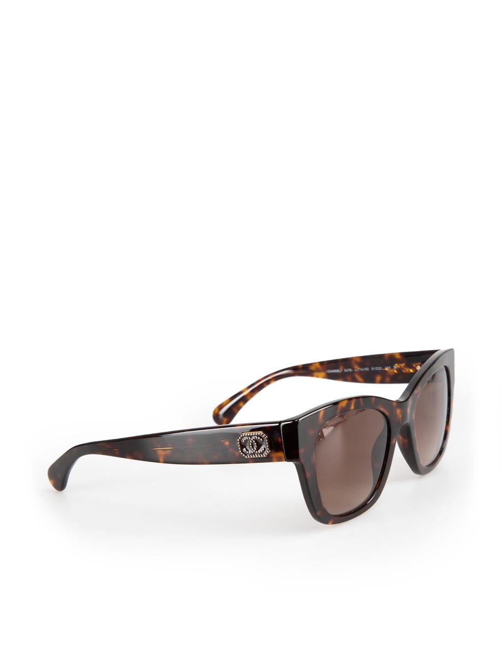 Chanel Dark Tortoise Square Sunglasses In New Condition In London, GB