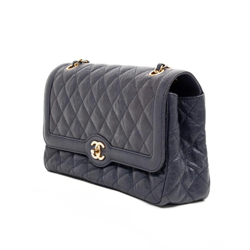 CHANEL Day Bag In Blue Caviar Leather In Excellent Condition In Paris, FR