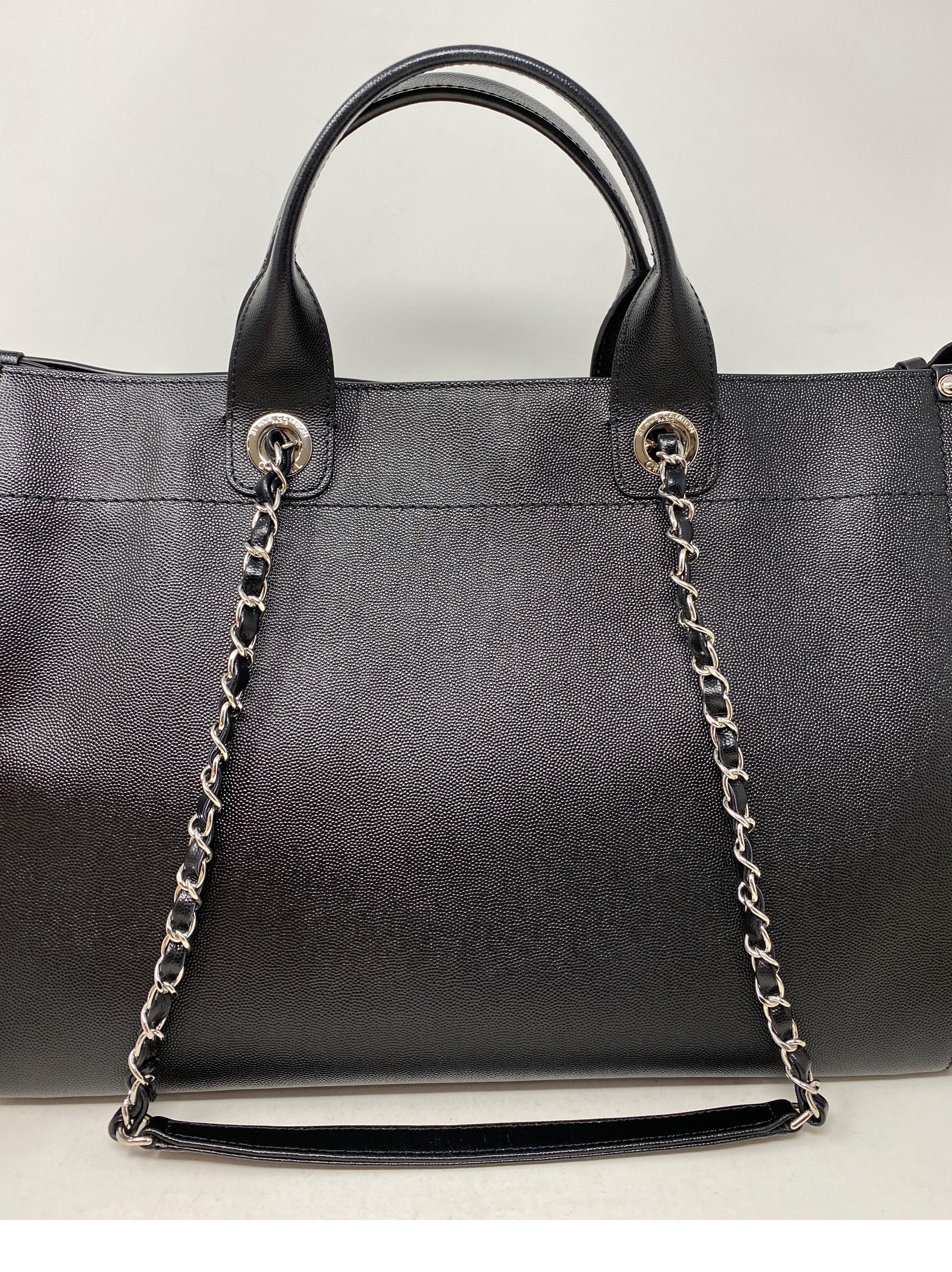 Borsa Tote Chanel Deauville in pelle nera 7