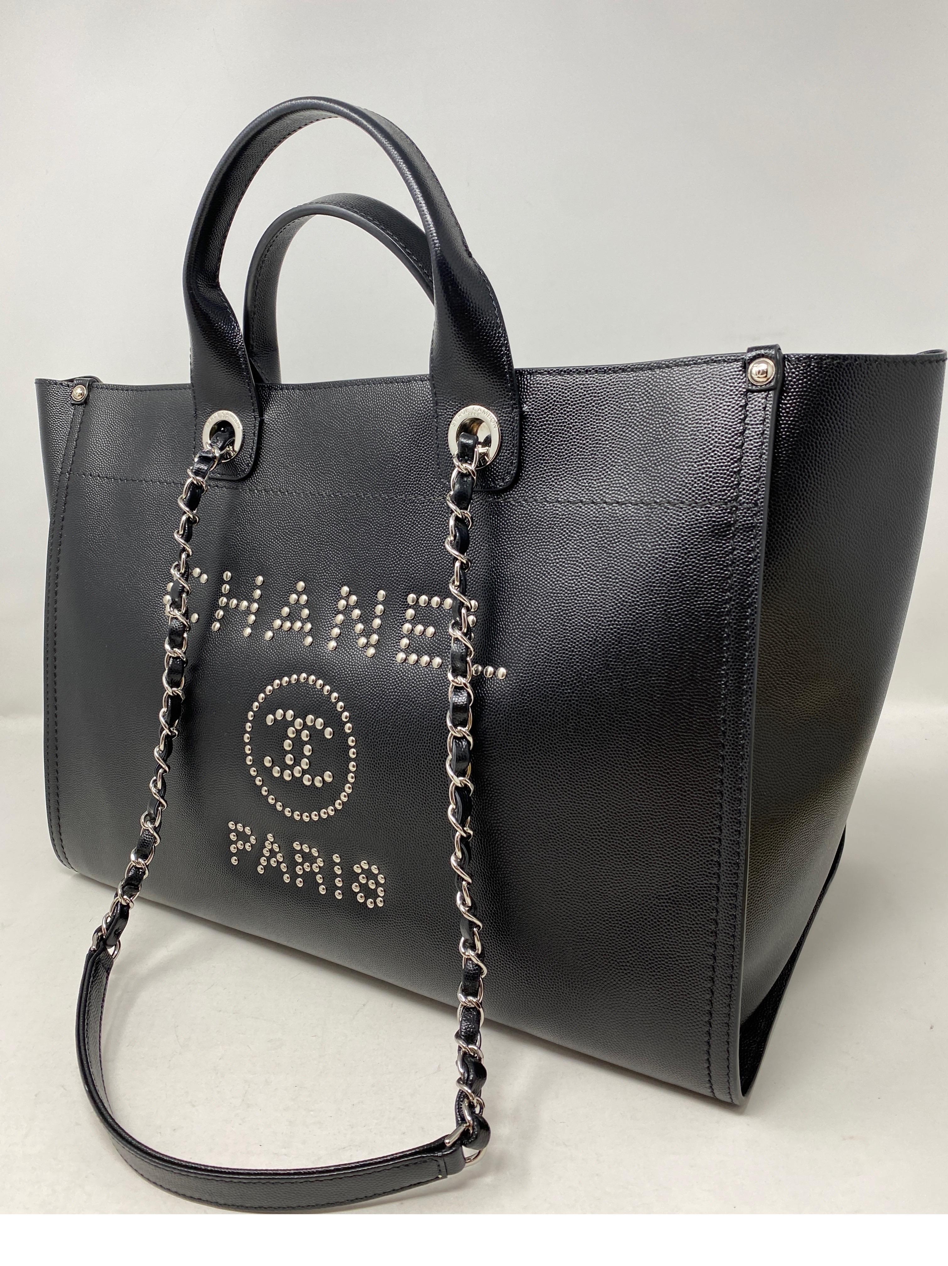 Borsa Tote Chanel Deauville in pelle nera 3