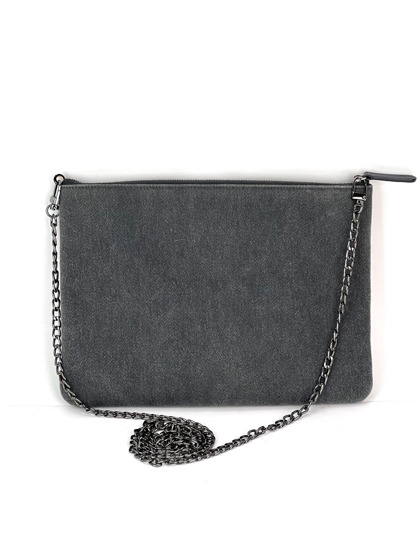 Pre-Owned  100% Authentic
Chanel Deauville Denim Sequin Clutch Shoulder Bag
RATING: A/B...Very Good, well maintained, 
shows minor signs of wear
MATERIAL: denim, sequins, leather
STRAP: NON Chanel black Chain 47'' long
Add to attached non chanel