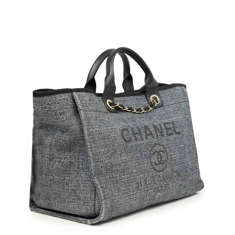 Deauville handbag Chanel Grey in Wicker - 34771488