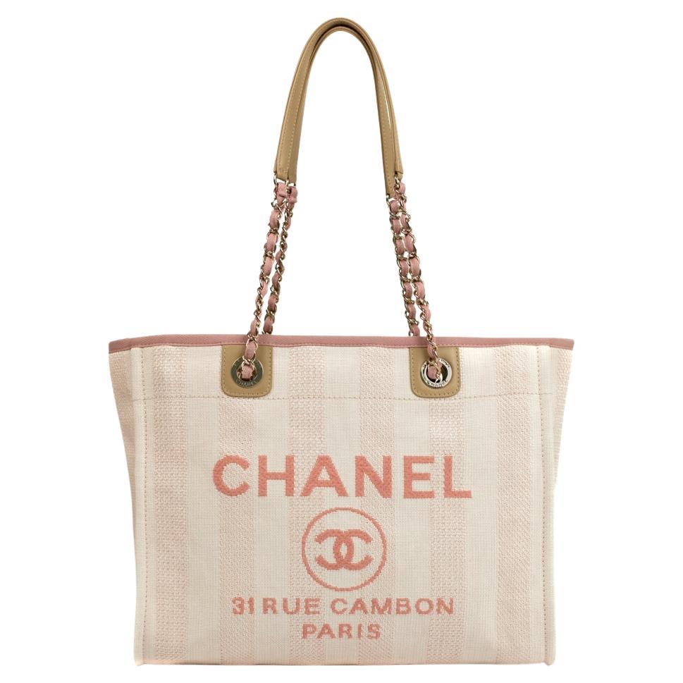 CHANEL, Deauville aus rosa Segeltuch