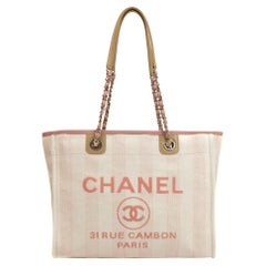CHANEL, Deauville in pink canvas