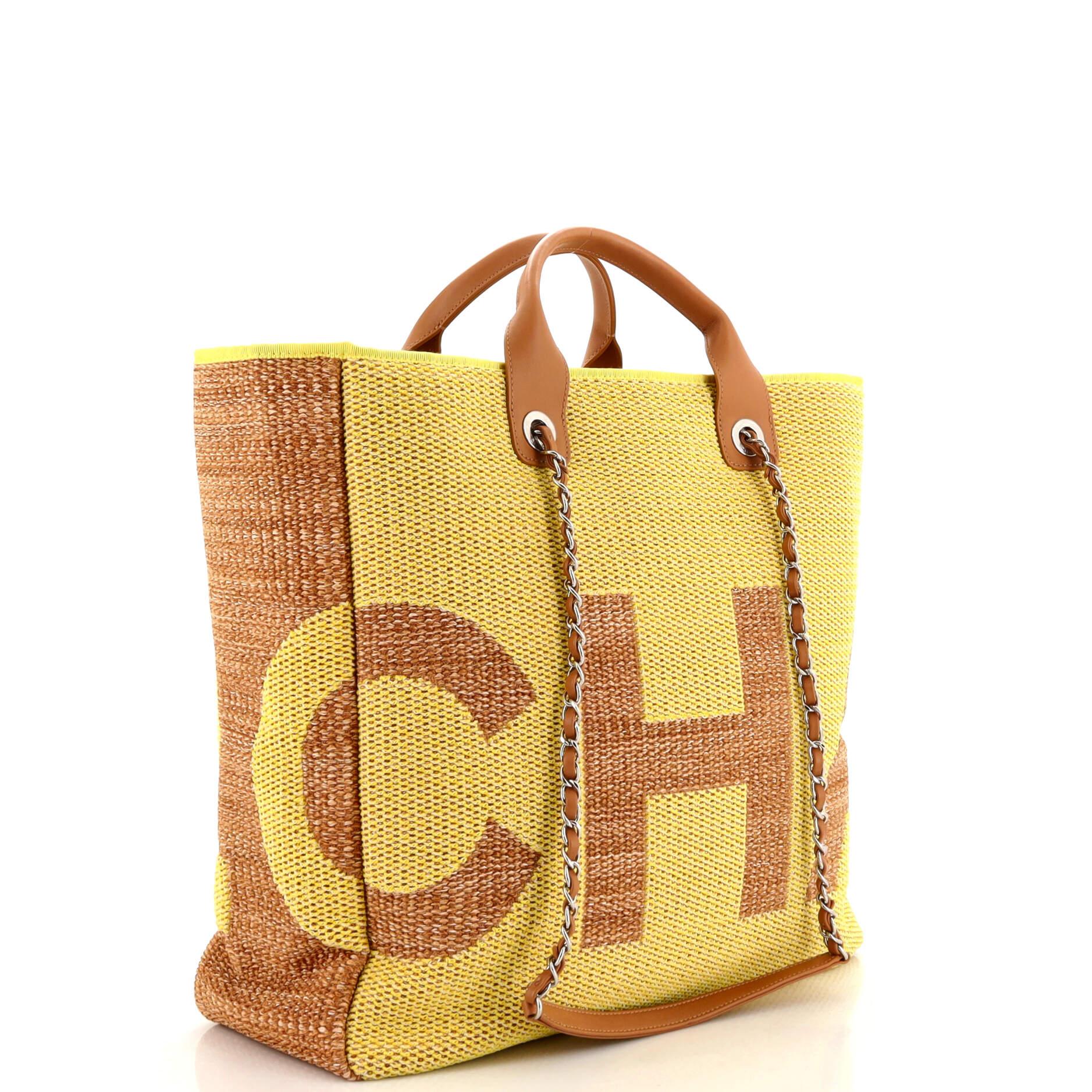 Chanel Deauville Logo Shopping Tote Printed Mixed Fibers Large In Good Condition In NY, NY