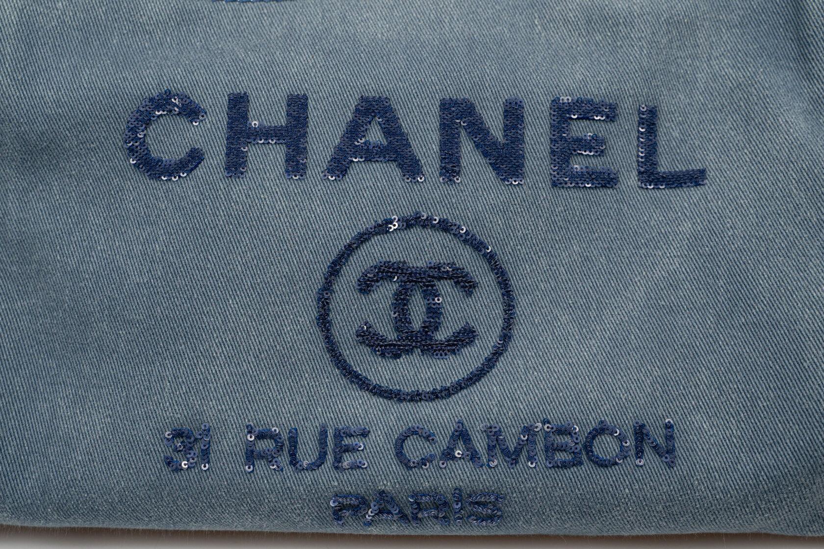 Chanel Deauville Medium Tote For Sale 4
