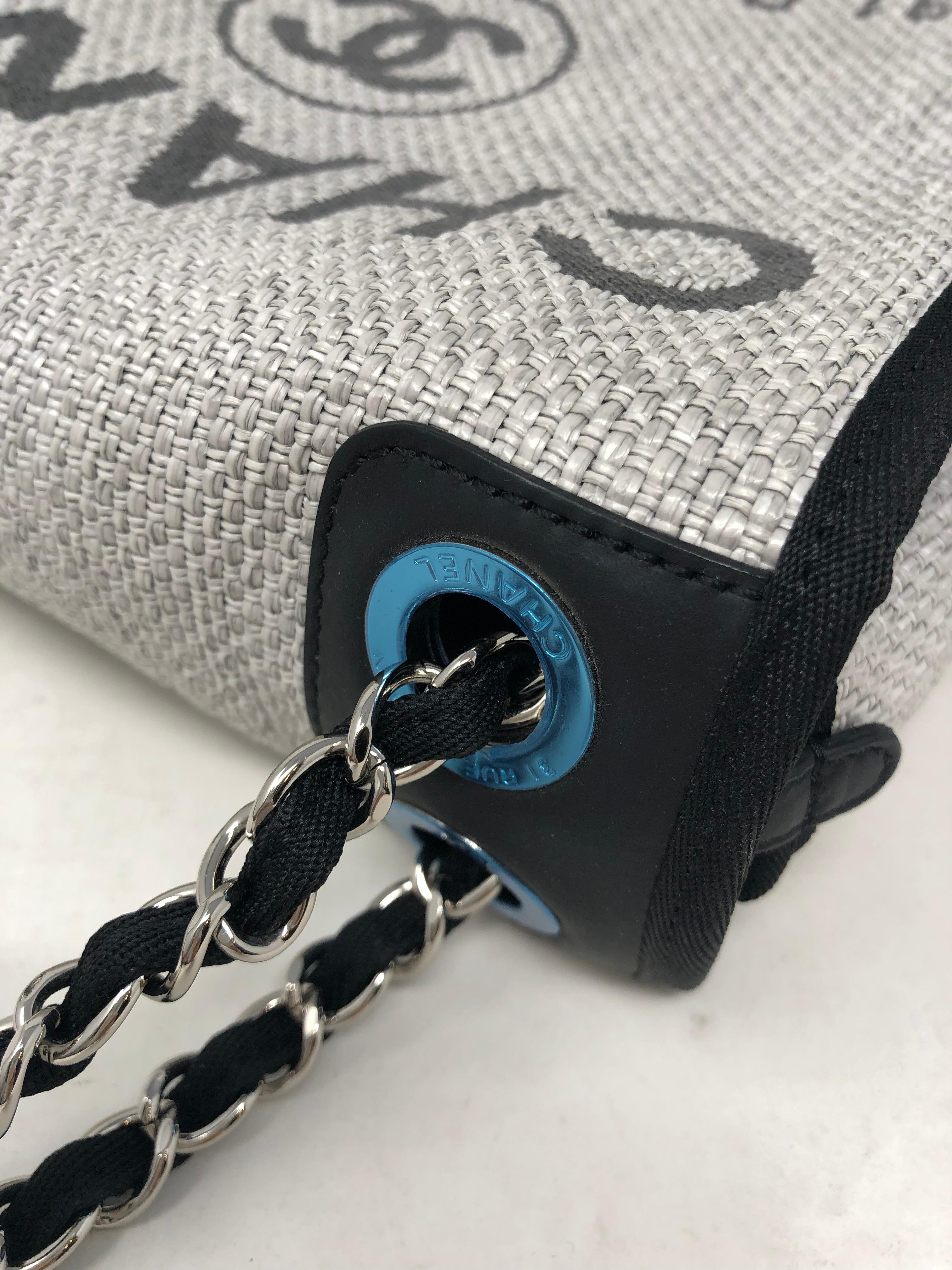 Chanel Deauville Messenger Bag In New Condition In Athens, GA