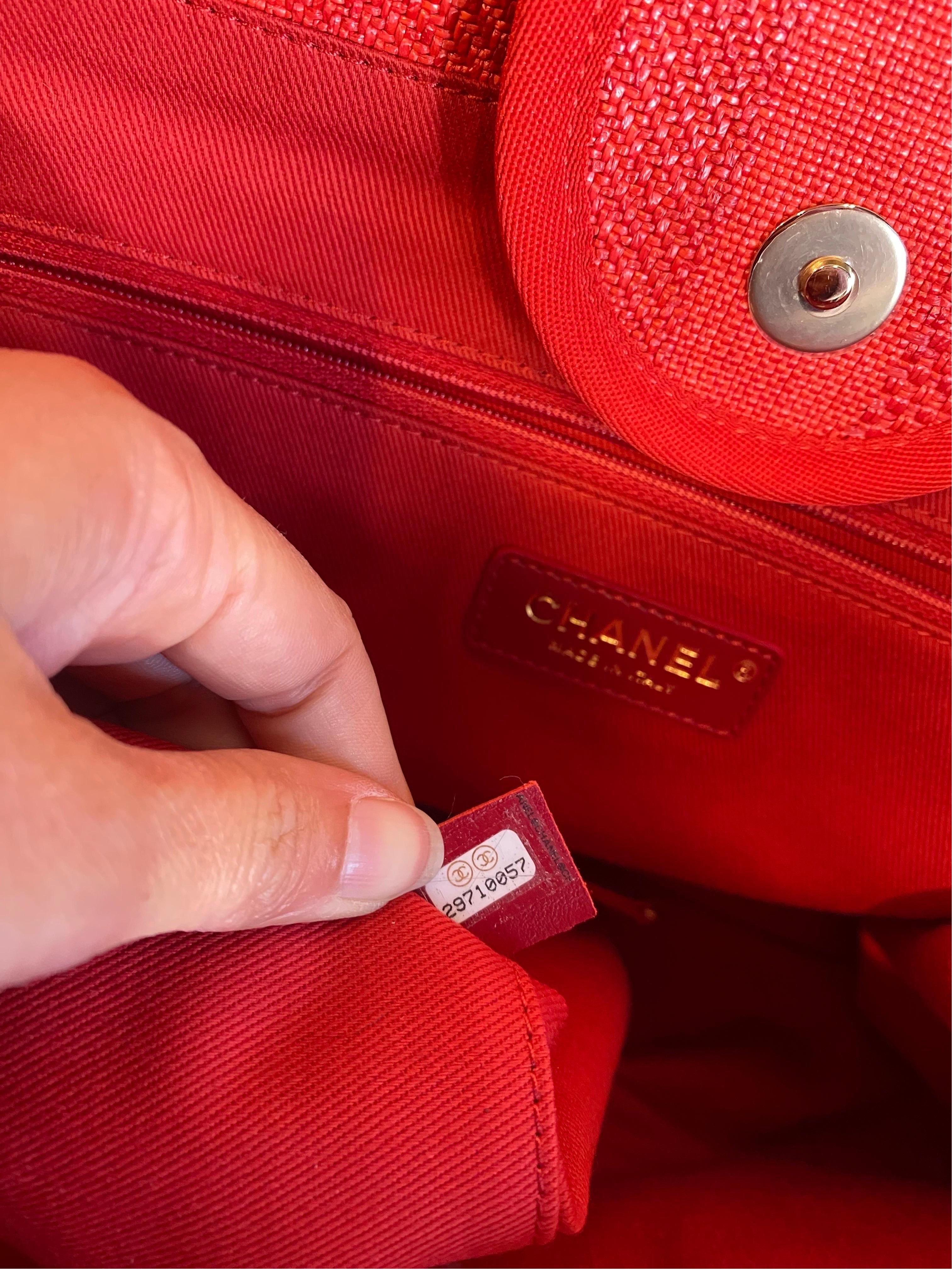 Chanel Deauville red stripes Shoulder Bag For Sale 4