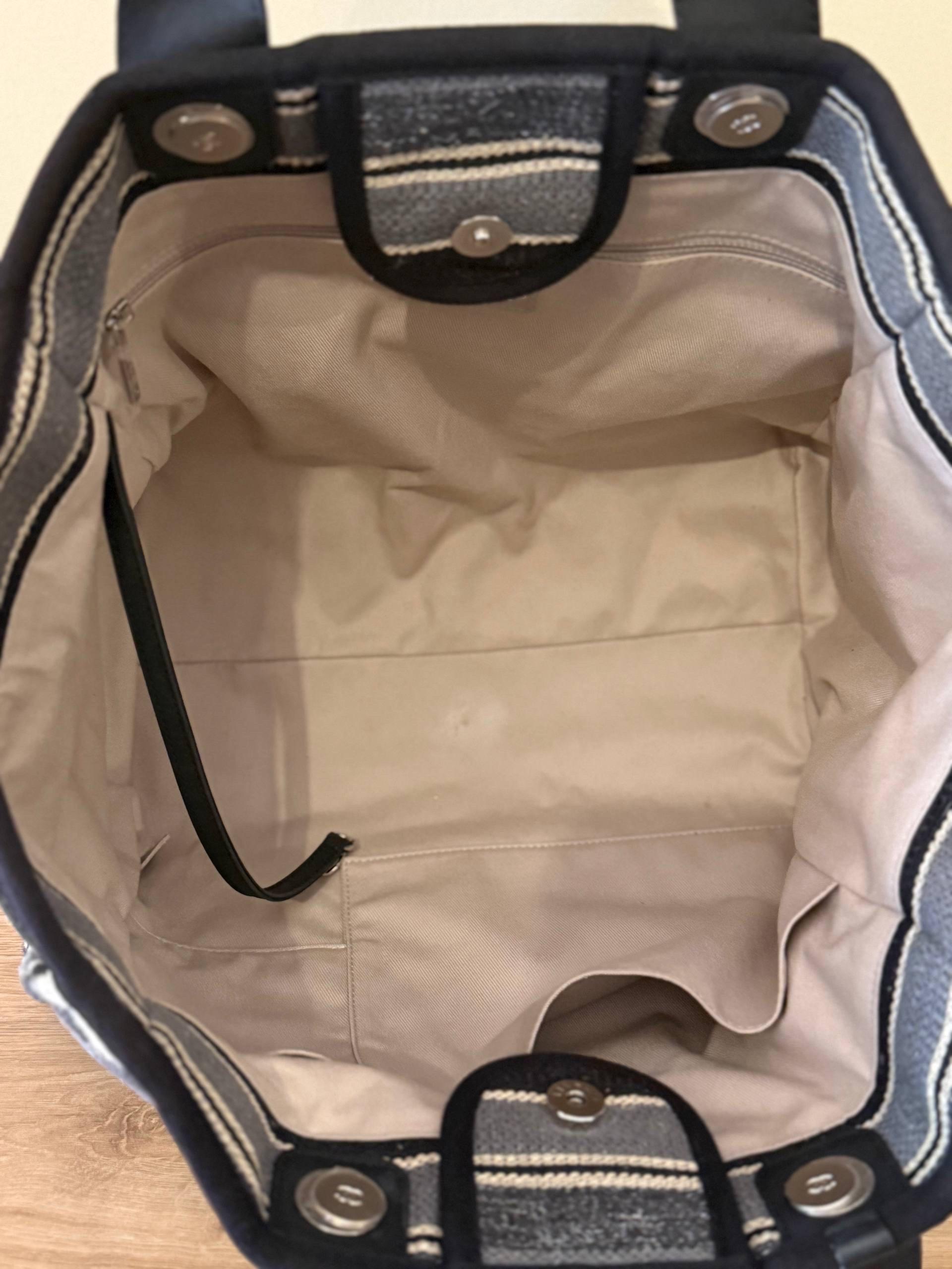 Borsa Chanel Deauville in tessuto a righe grande in vendita 9