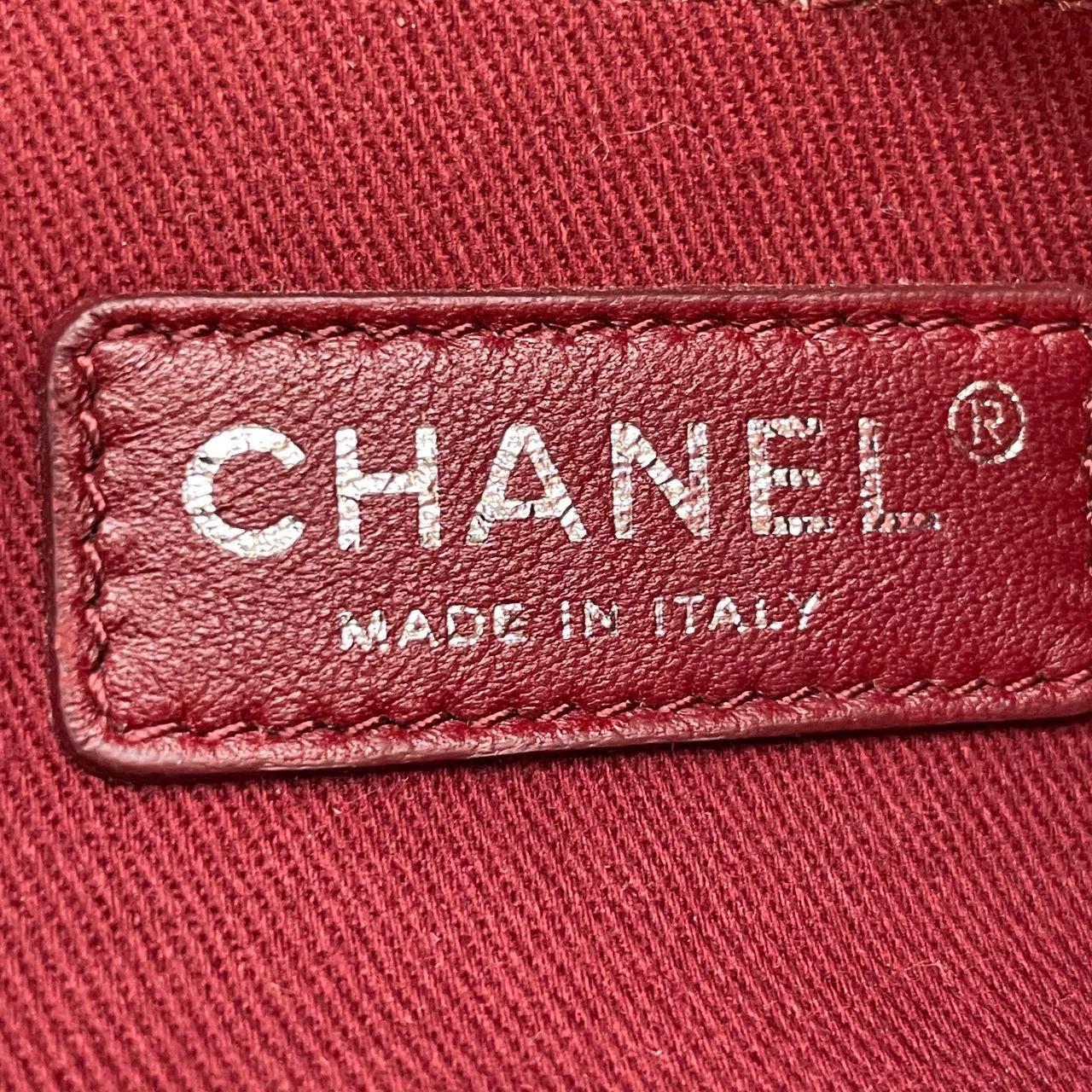 Chanel Deauville Tote 2011 Medium Red Denim Top Handle For Sale 4