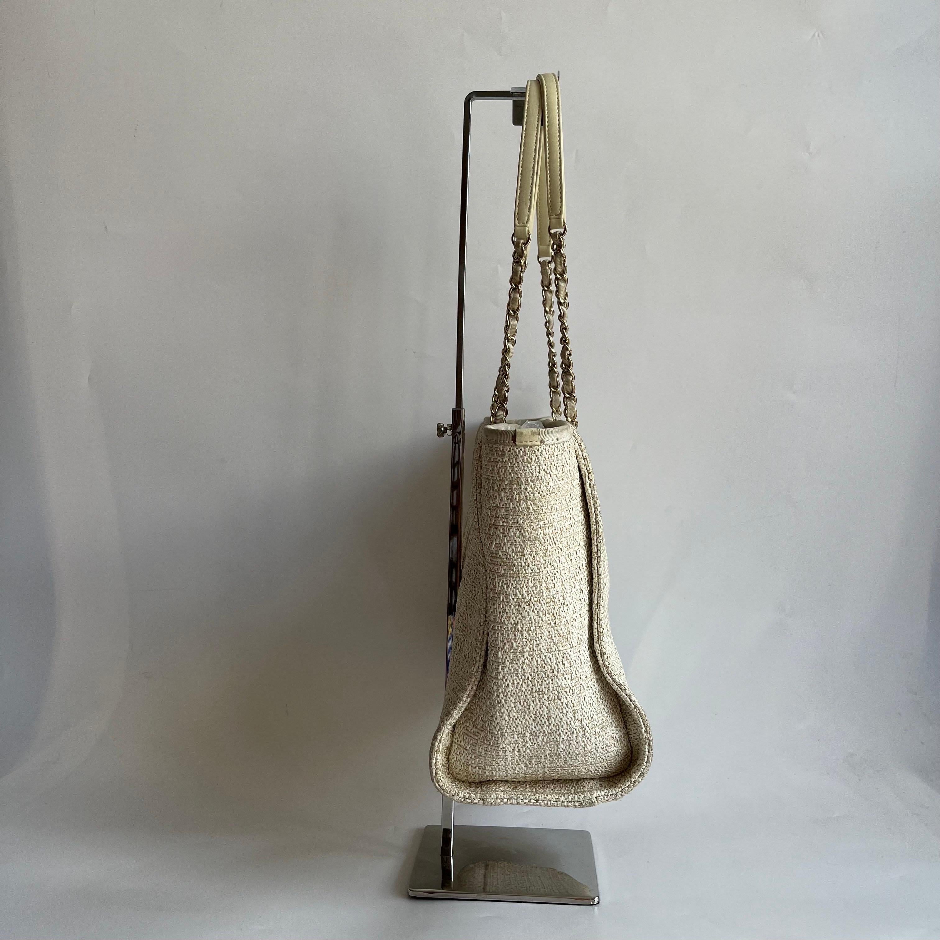 Chanel Deauville Tote Gold Beige Cloth Leather Chain Strap Small 34cm Pour femmes en vente