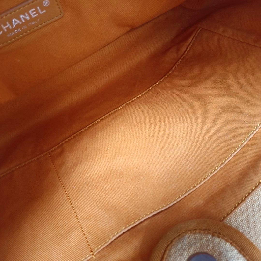 Chanel Deauville Fourre-tout orange clair bordé de cuir Denim petit 32 cm en vente 12