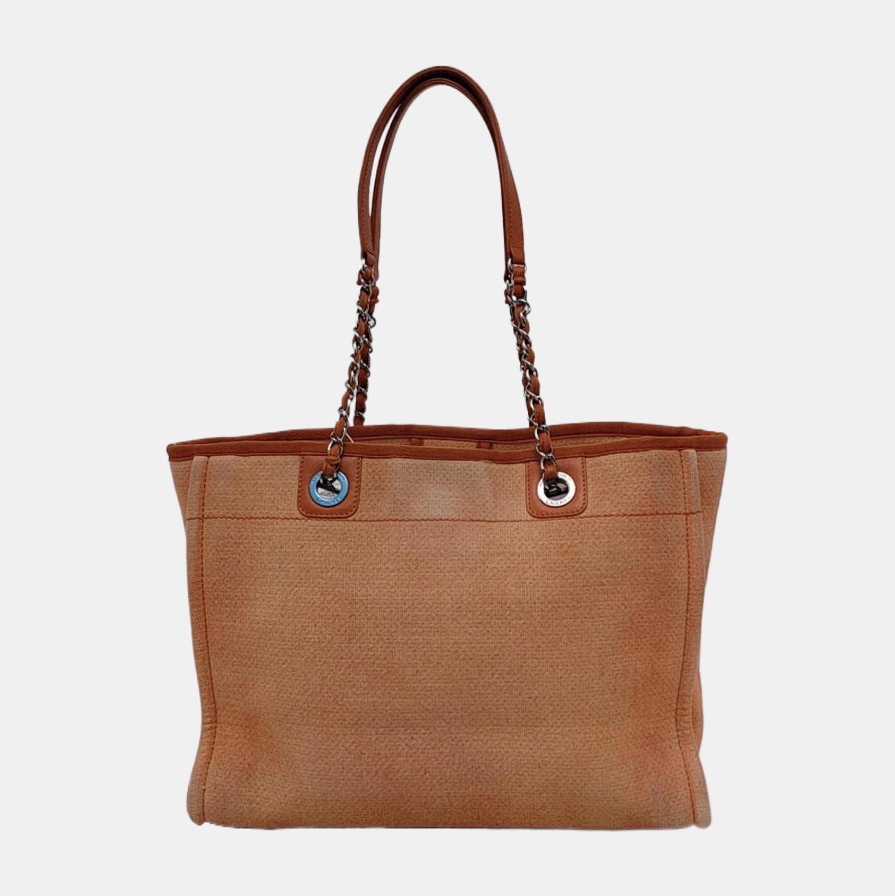 Chanel Deauville Fourre-tout orange clair bordé de cuir Denim petit 32 cm Bon état - En vente à AUBERVILLIERS, FR