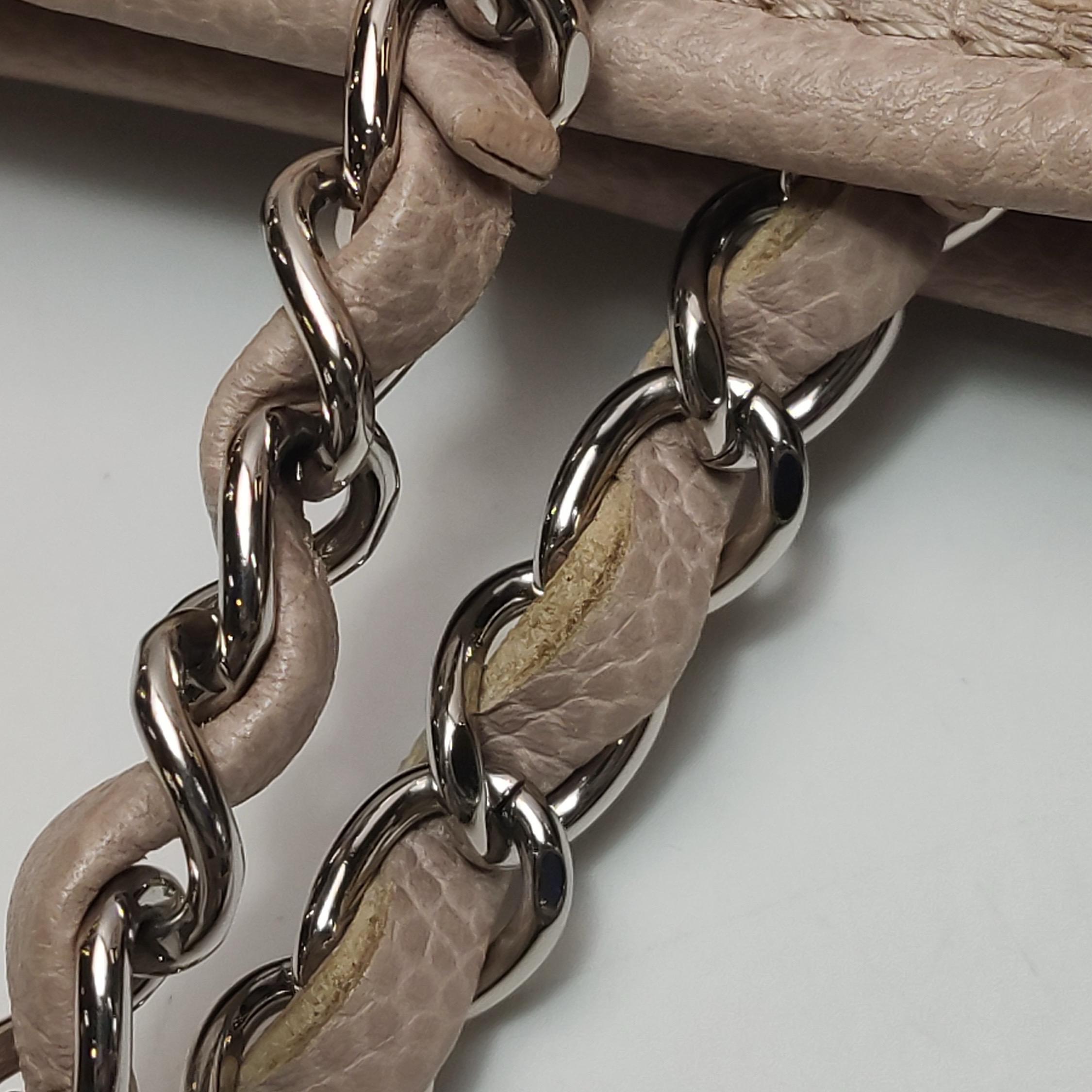 Chanel Deauville Tote Medium Pink Leather Leather Chain Straps en vente 5