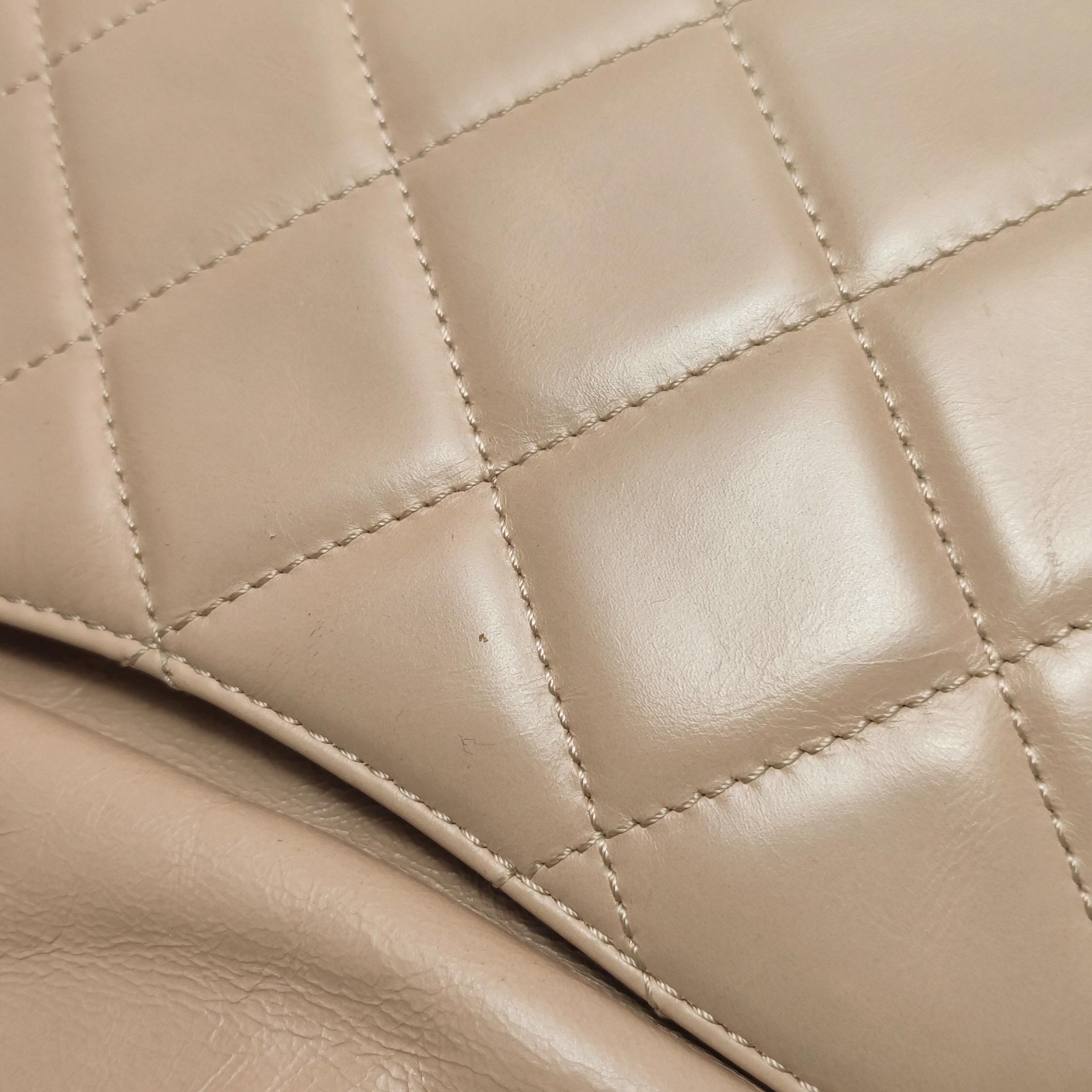 Chanel Deauville Tote Medium Pink Leather Leather Chain Straps en vente 13