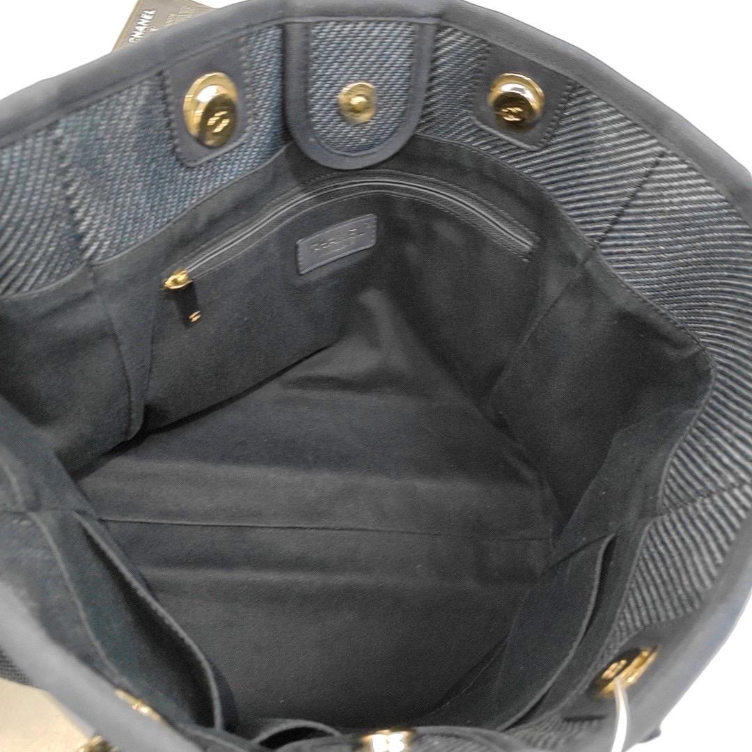Women's Chanel Deauville Tote Navy Denim Cloth Leather Chain Strap Small 34cm For Sale