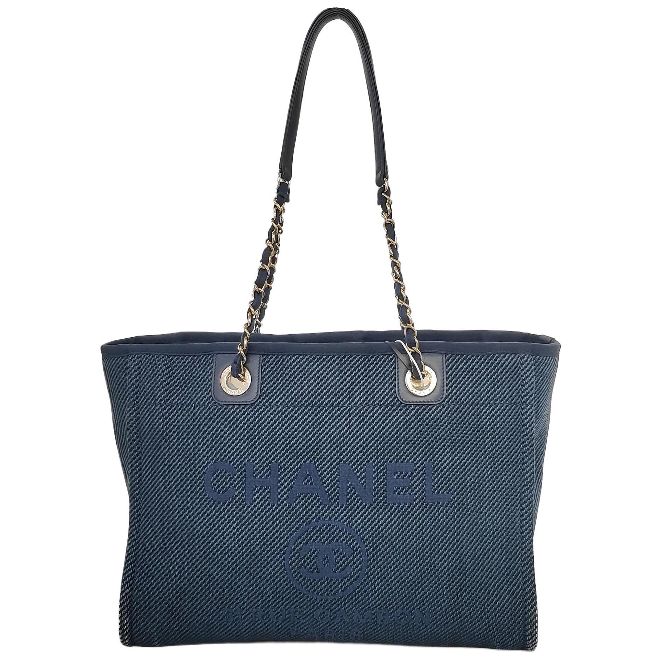 Chanel Deauville Tote Tela Vaquera Azul Marino Correa Cadena Piel Pequeño 34cm