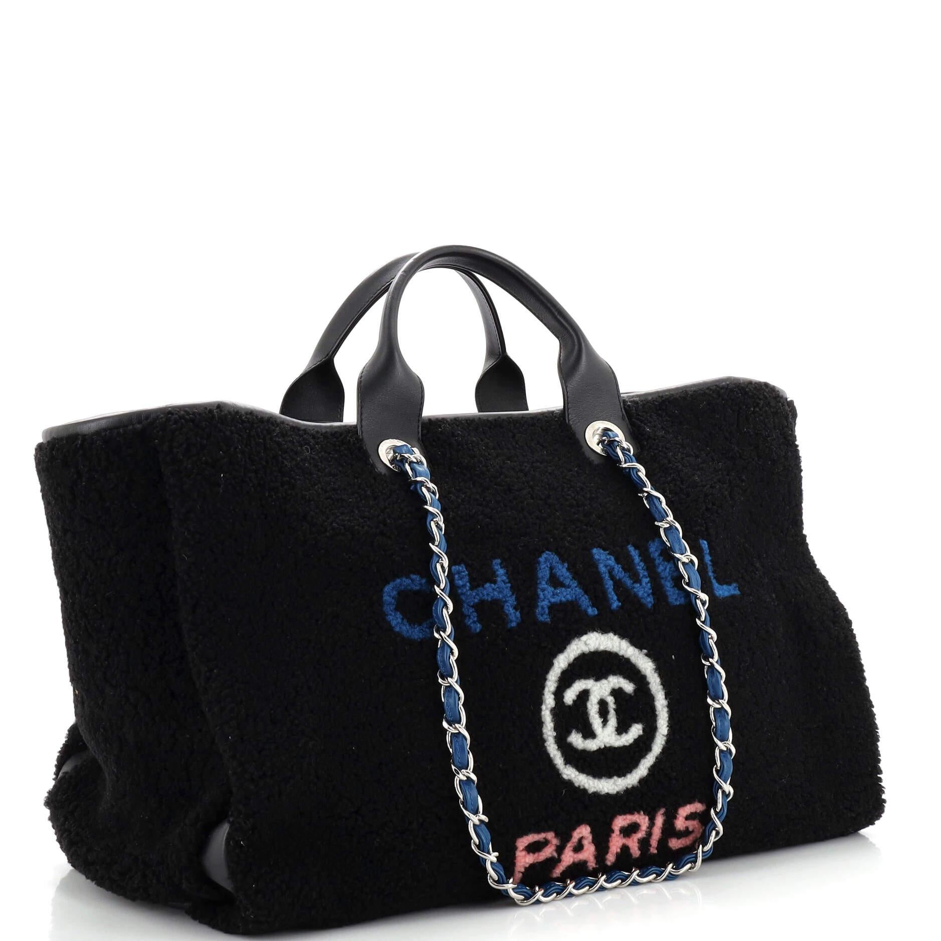 Chanel Deauville Tote Shearling Large In Good Condition In NY, NY