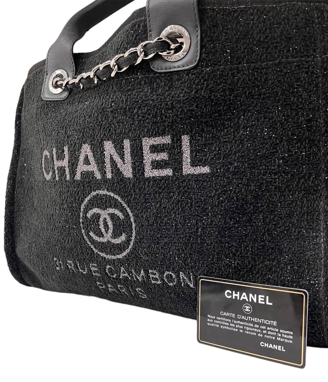 Chanel Deauville Tweed Nera Borsa A Spalla  For Sale 7