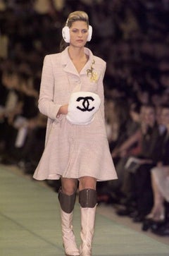 Chanel Deer Brooch in Gold Metal and Swarovski Strass, 2001