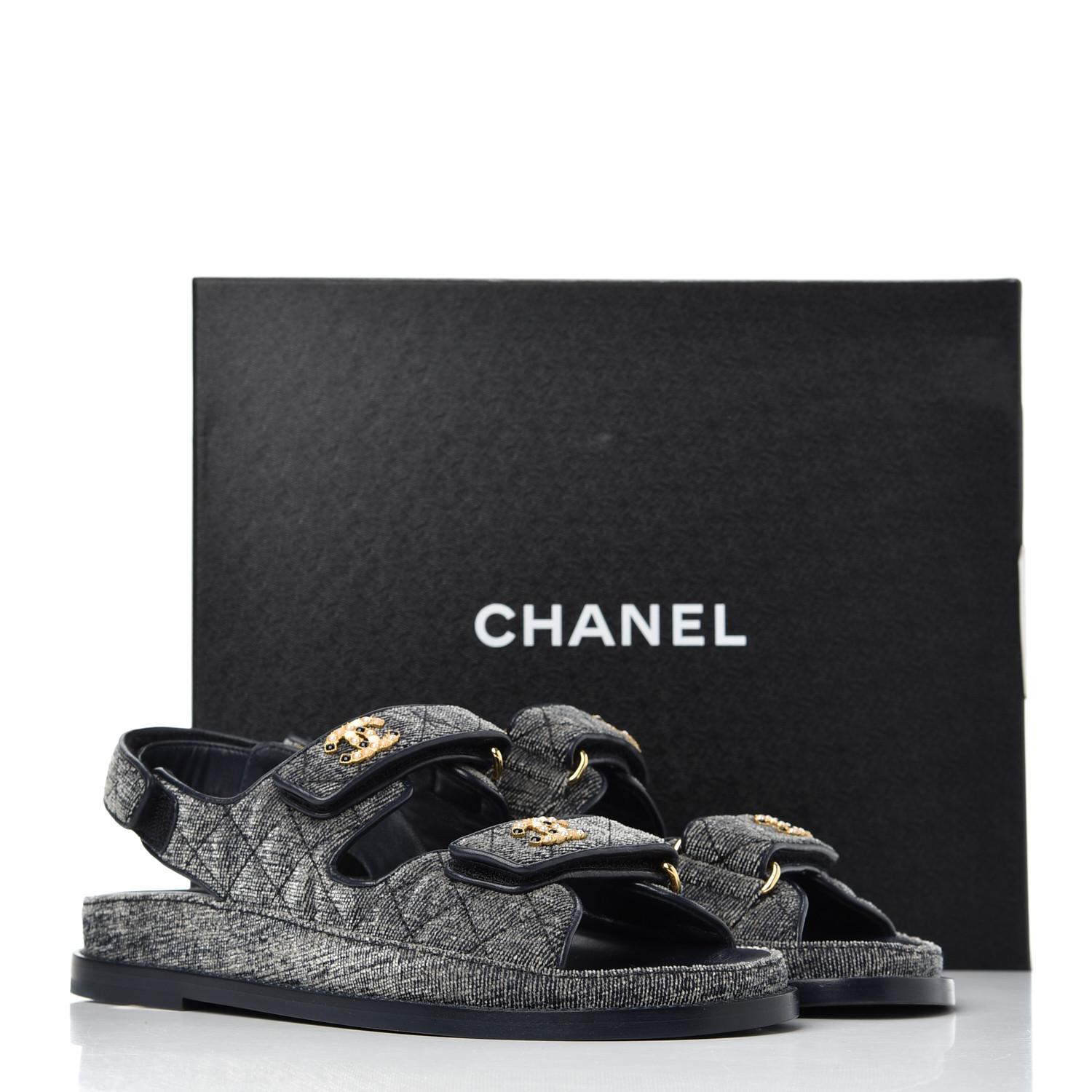Chanel Denim Grey Velvet Pearl CC Dad Sandals Size 40 New in Box For Sale 5