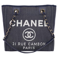 Chanel Mini Deauville Fourre-tout Bleu