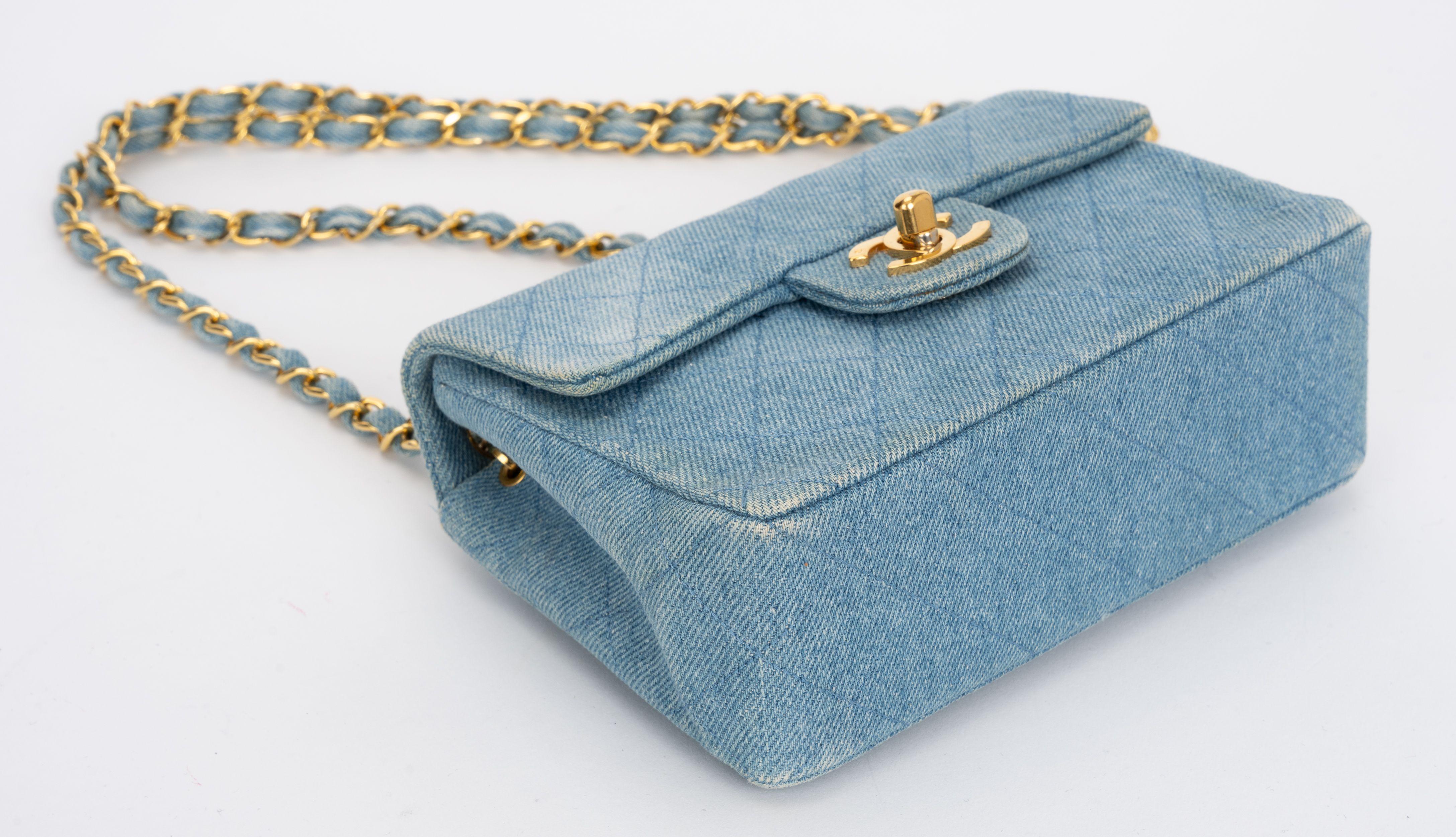 Chanel Denim Mini Steppdecke Umschlagtasche im Angebot 1