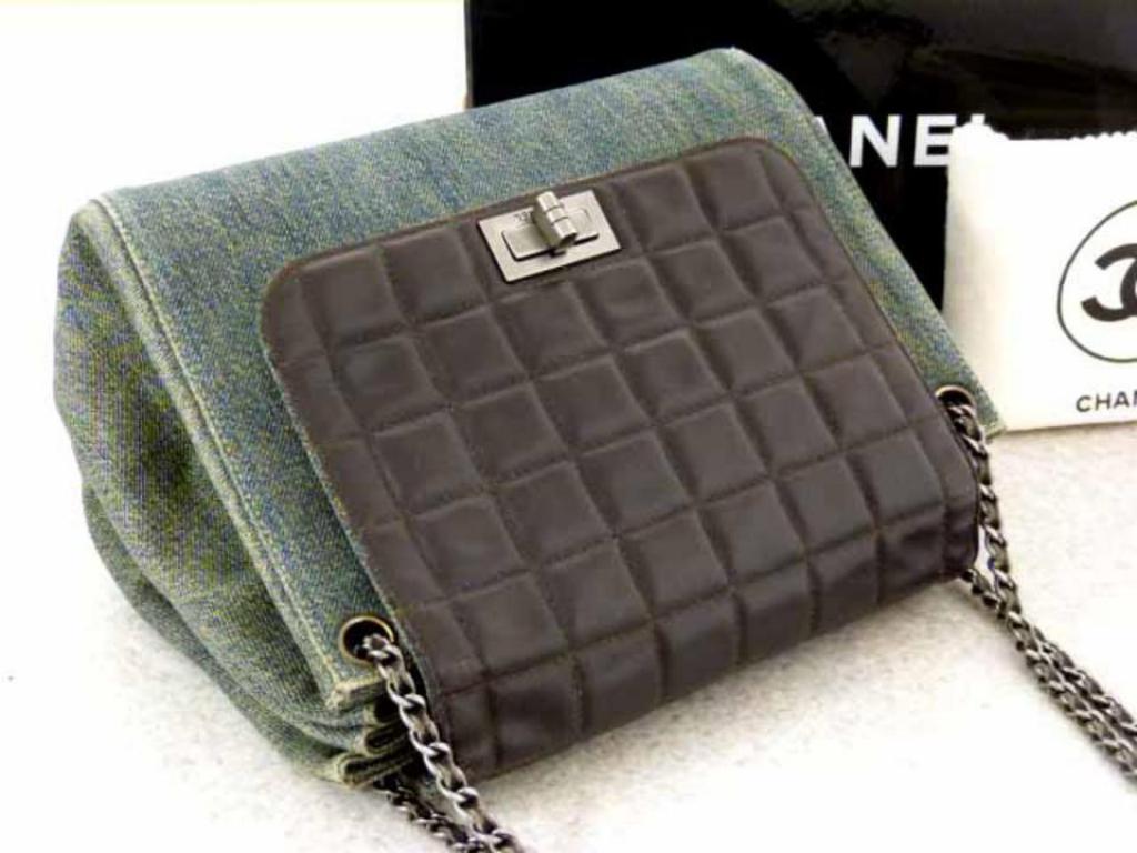 Chanel Denim X Quilted Leather Accordion Flap 222969 Black Shoulder Bag In Good Condition For Sale In Forest Hills, NY