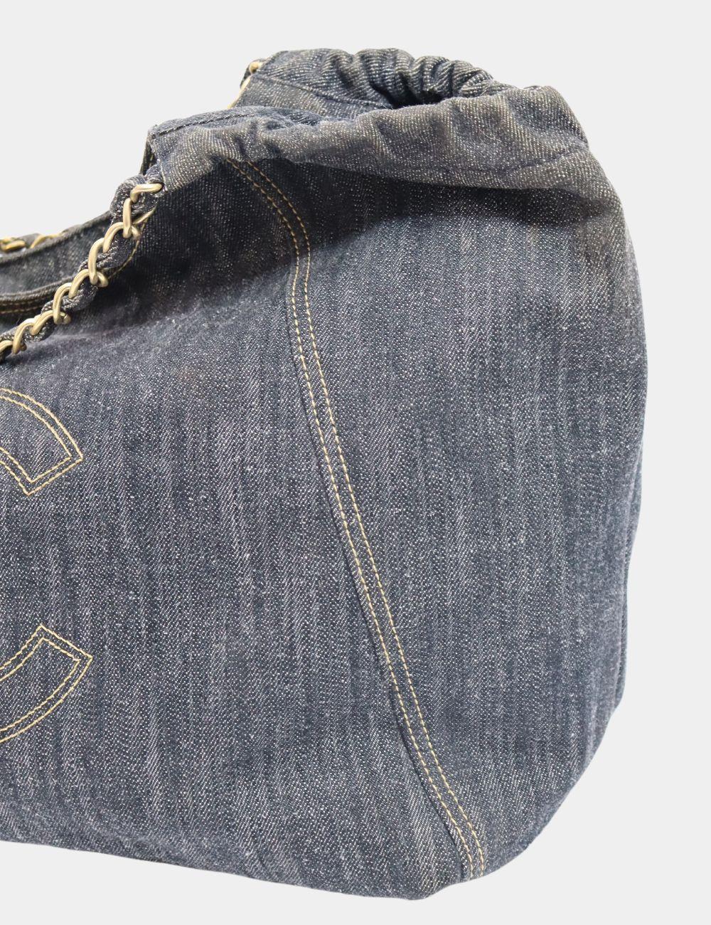 Chanel Denim XL Coco Cabas Tragetasche im Zustand „Gut“ in Amman, JO