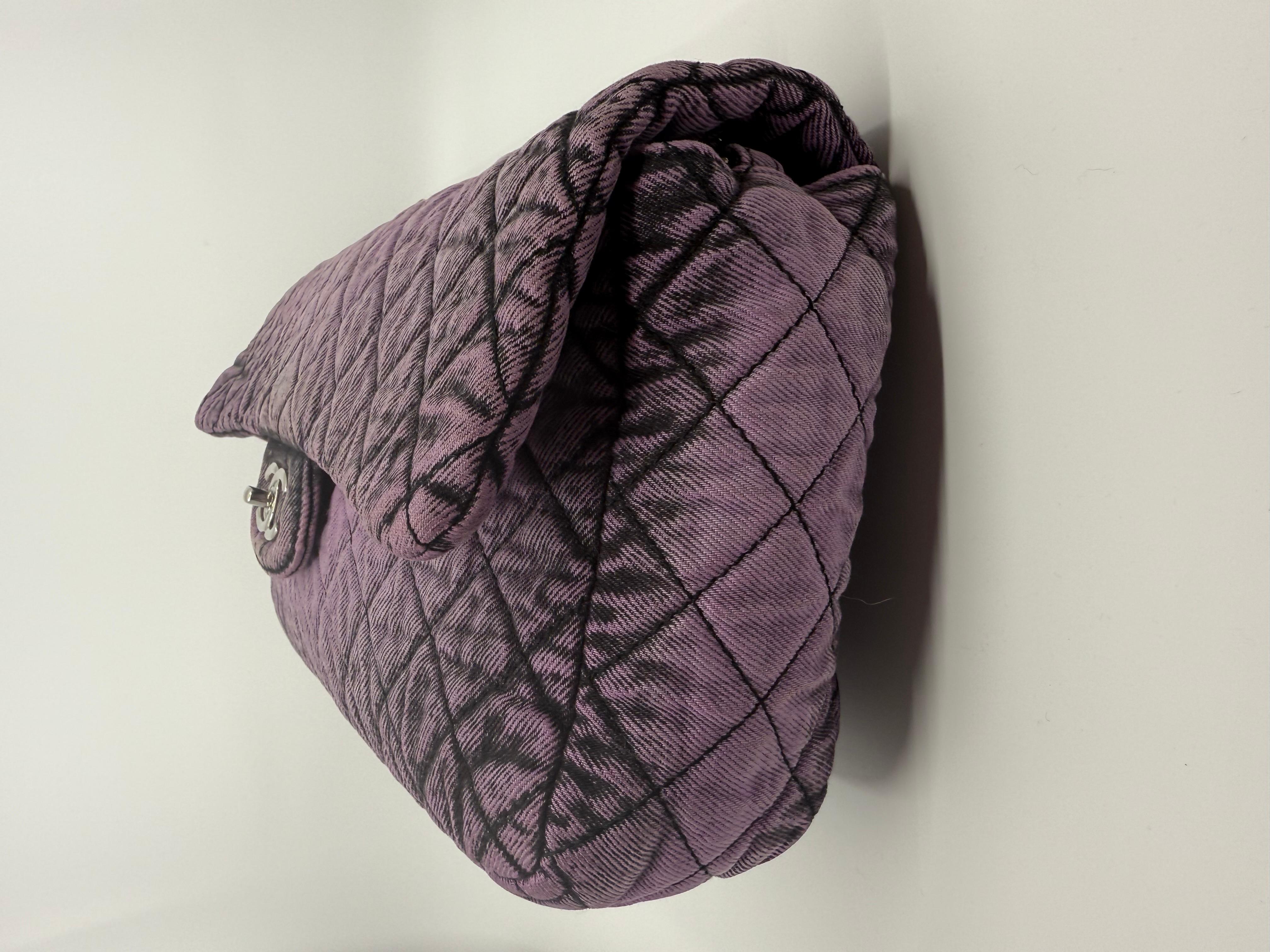Donna Borsa a tracolla Chanel Denimpression Purple Jumbo Denim in vendita