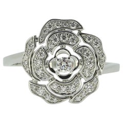 Chanel Diamant Bouton de Camélia Ring