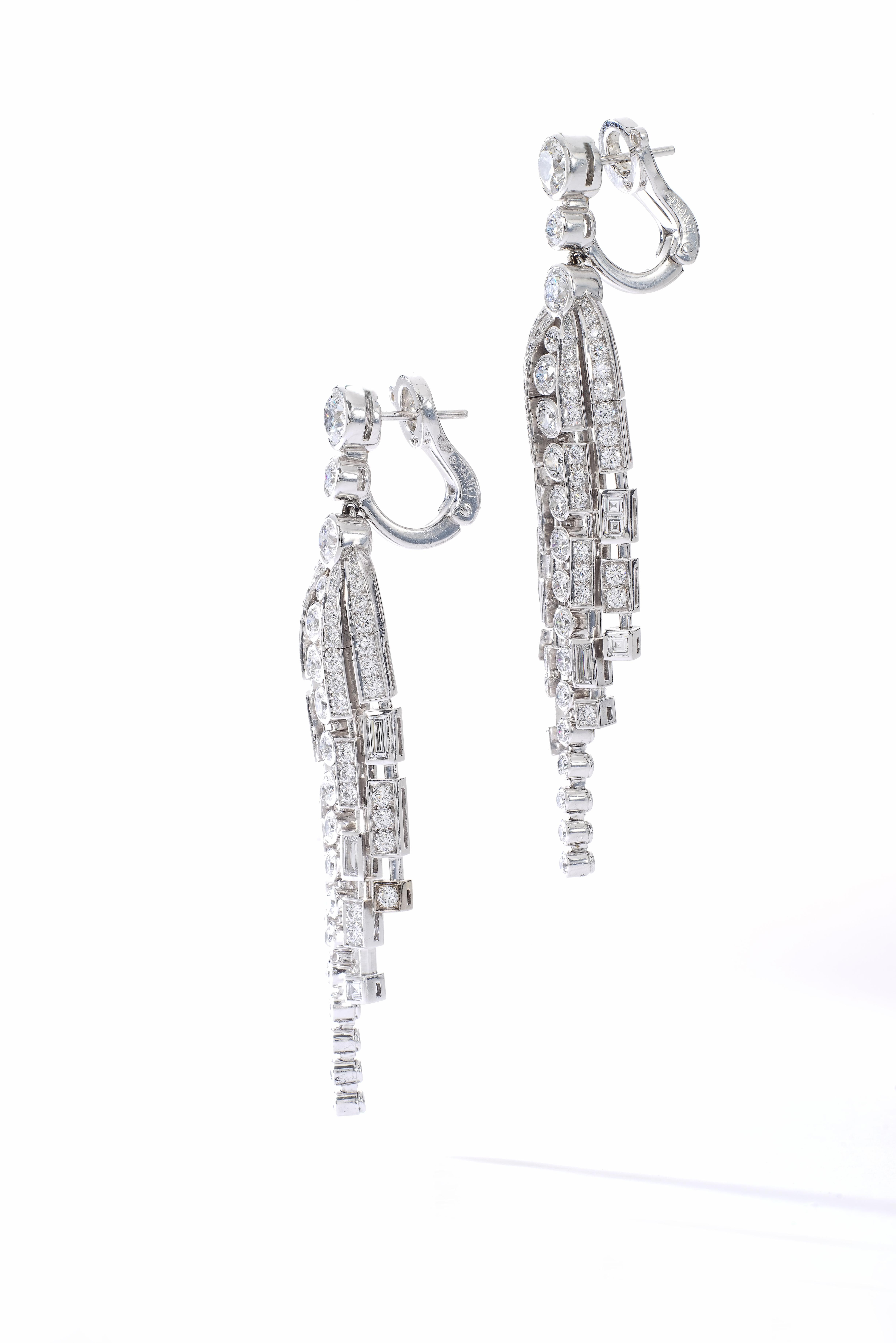 Inspired by the Chanel collection 1932 those Earrings are beautifully made.
Contemporary with amazing Art Deco design.

Diamond on white gold 18k.
Signed Chanel, numbered and marked.

Original invoice from Chanel.
Retail price Usd129,000.-


