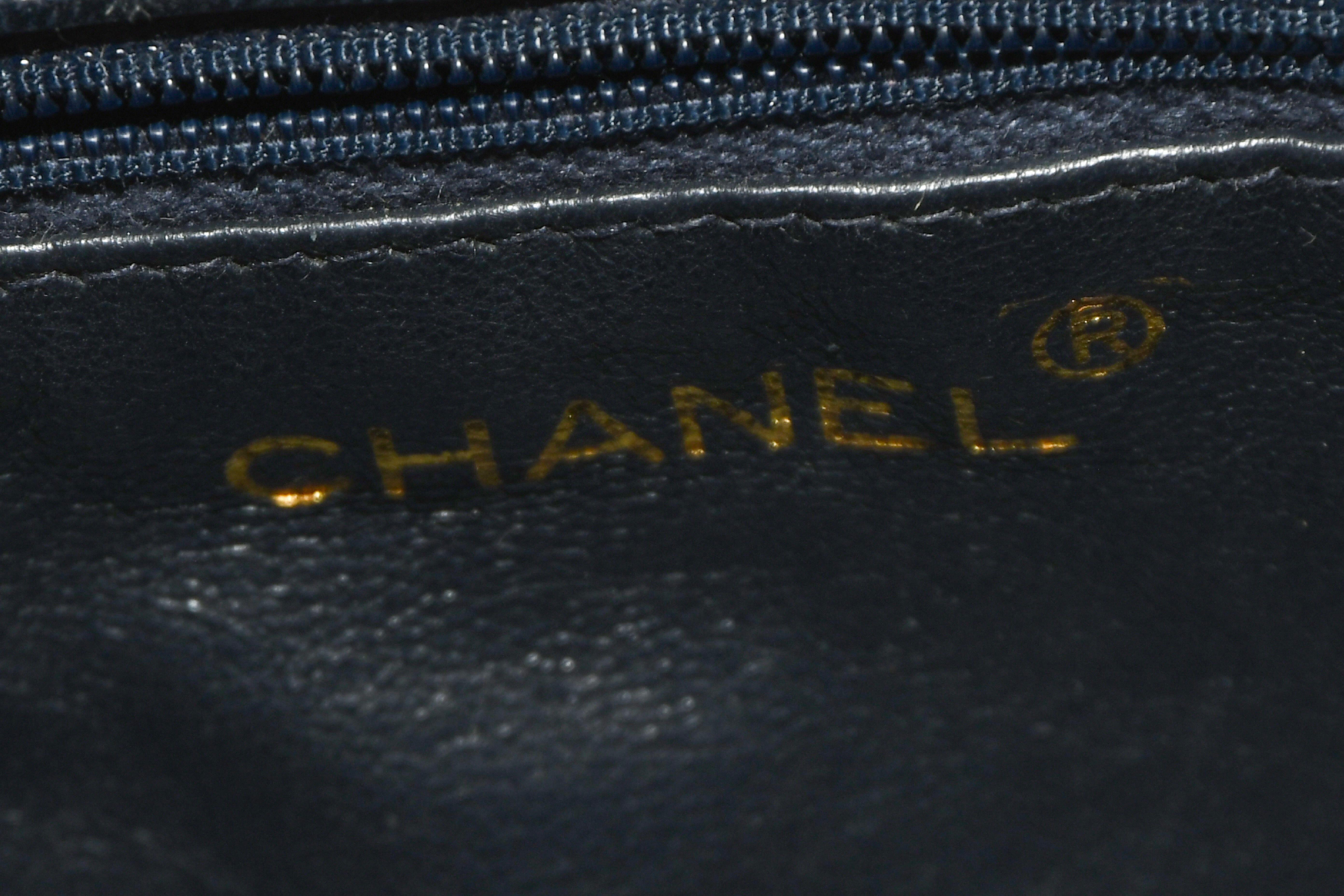 Black Chanel Diamond Quilted Binocular Bag W/Gold Tone Chain