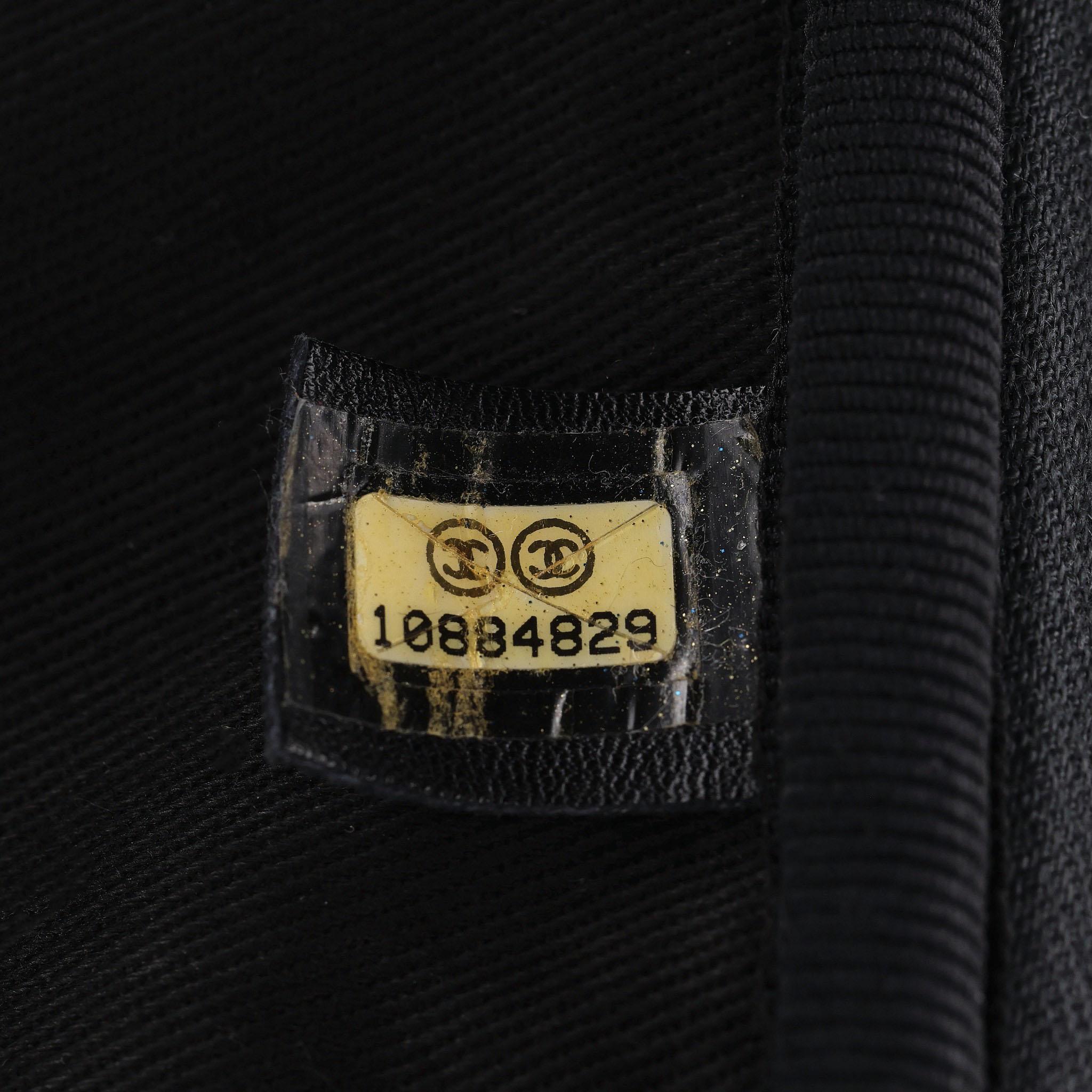 Chanel Diamond Quilted Nylon & Leather 'CC' Trolley Luggage For Sale 5