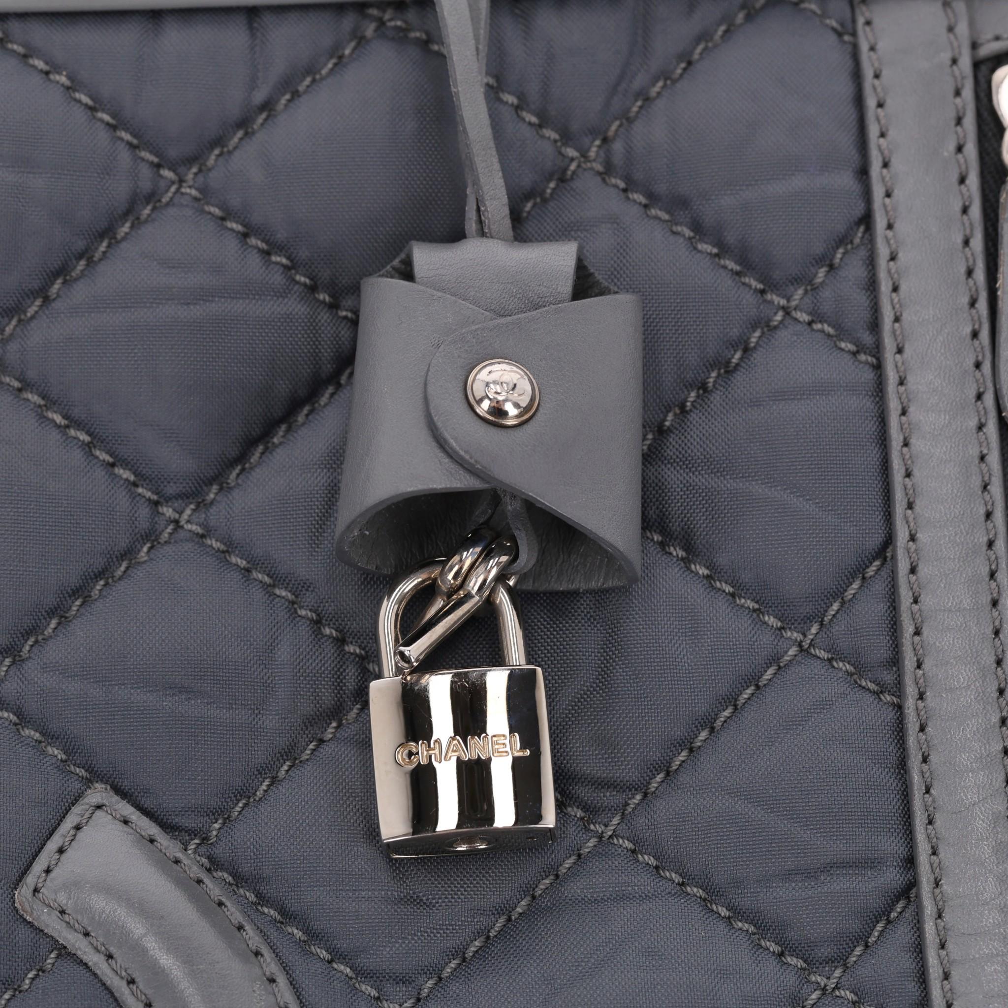Chanel Diamond Quilted Nylon & Leather 'CC' Trolley Luggage For Sale 7