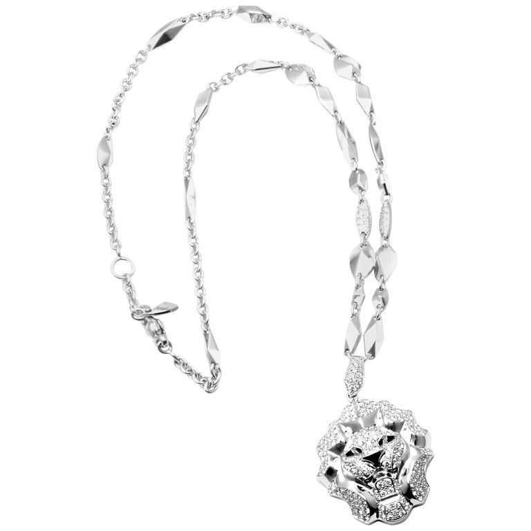 Sous le Signe du Lion diamond and white-gold pendant necklace, 21st Century, offered by Fortrove