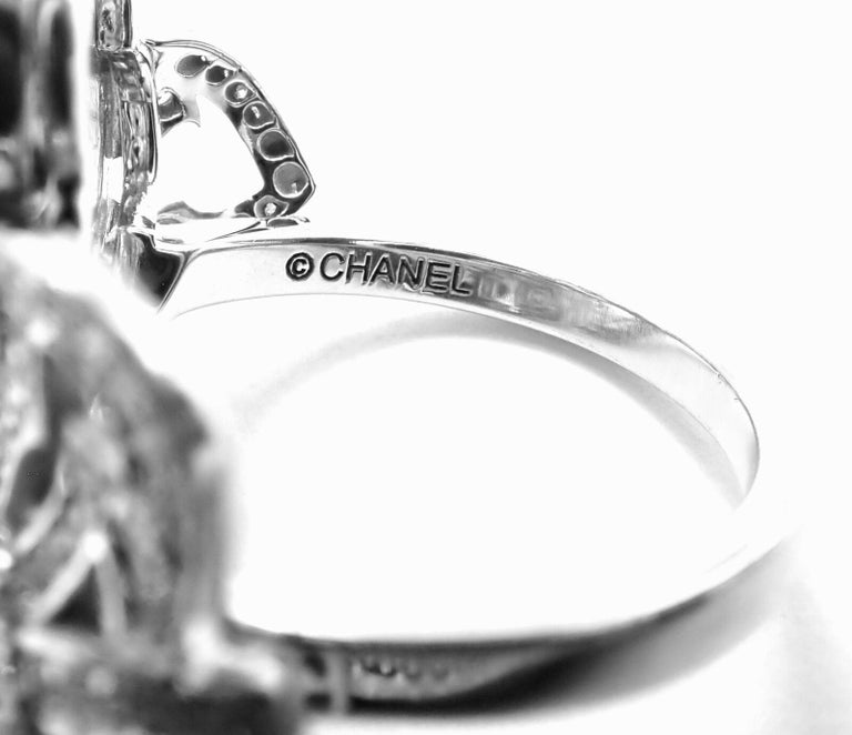Authentic! Chanel Camellia Two Flower 18K White Gold Diamond Ring