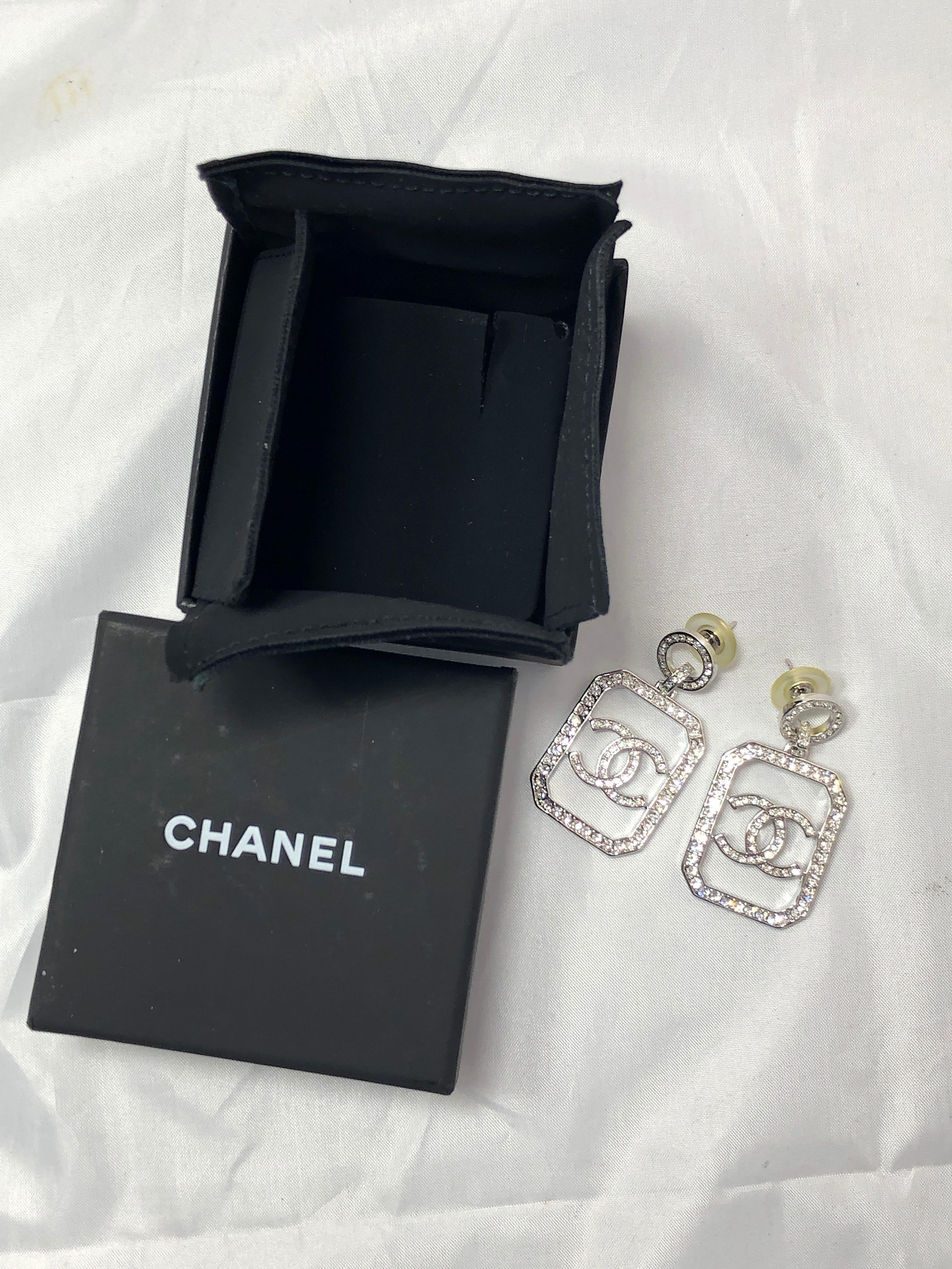 Women's Chanel Diamonté CC Logo Rhodium Pierced Earrings