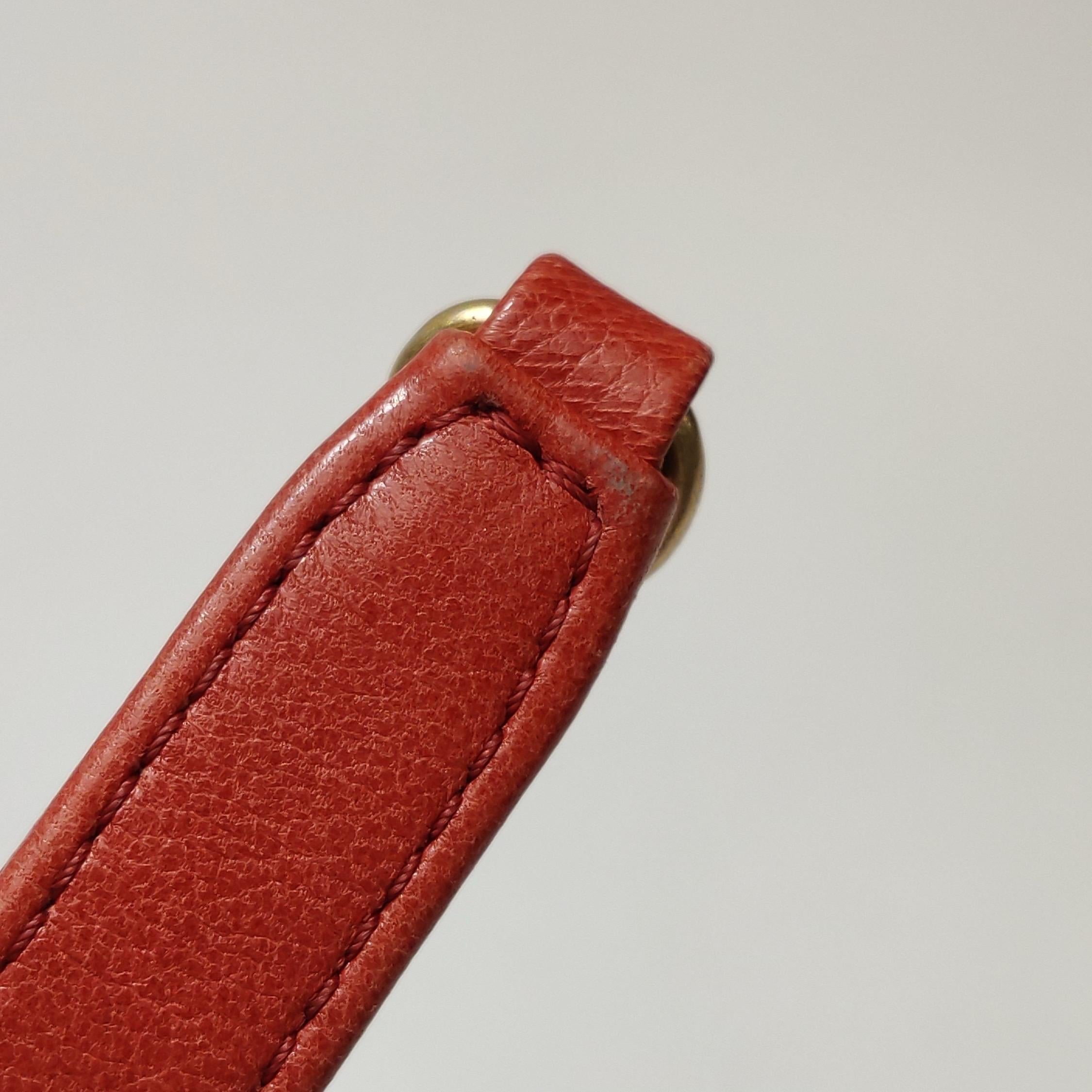 Chanel - Diana CC - Grand sac à rabat en cuir d'agneau rouge 2014-2015 en vente 6